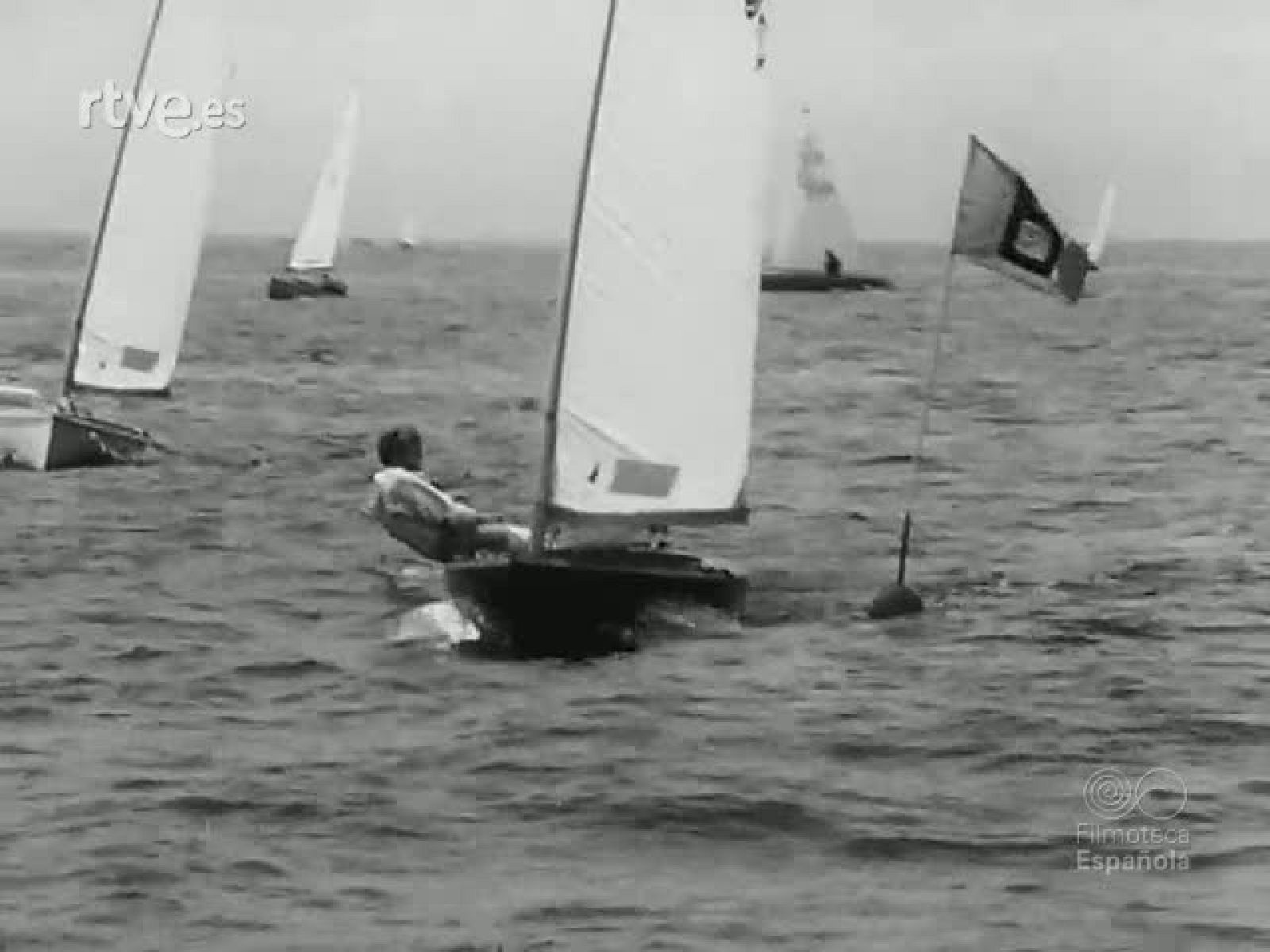 NOT N 1692 B - NO-DO | Ver