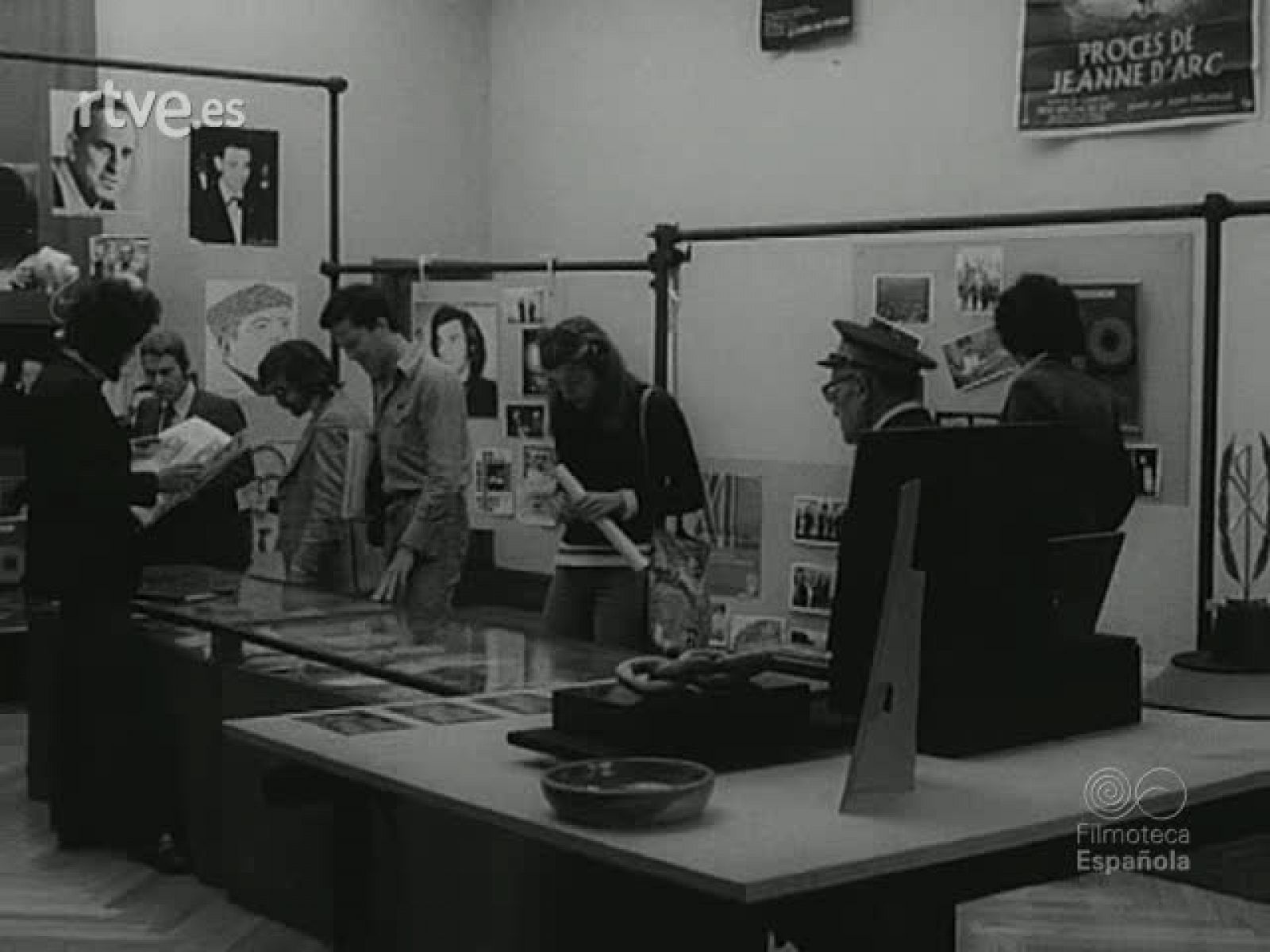 NOT N 1686 B - NO-DO | Ver