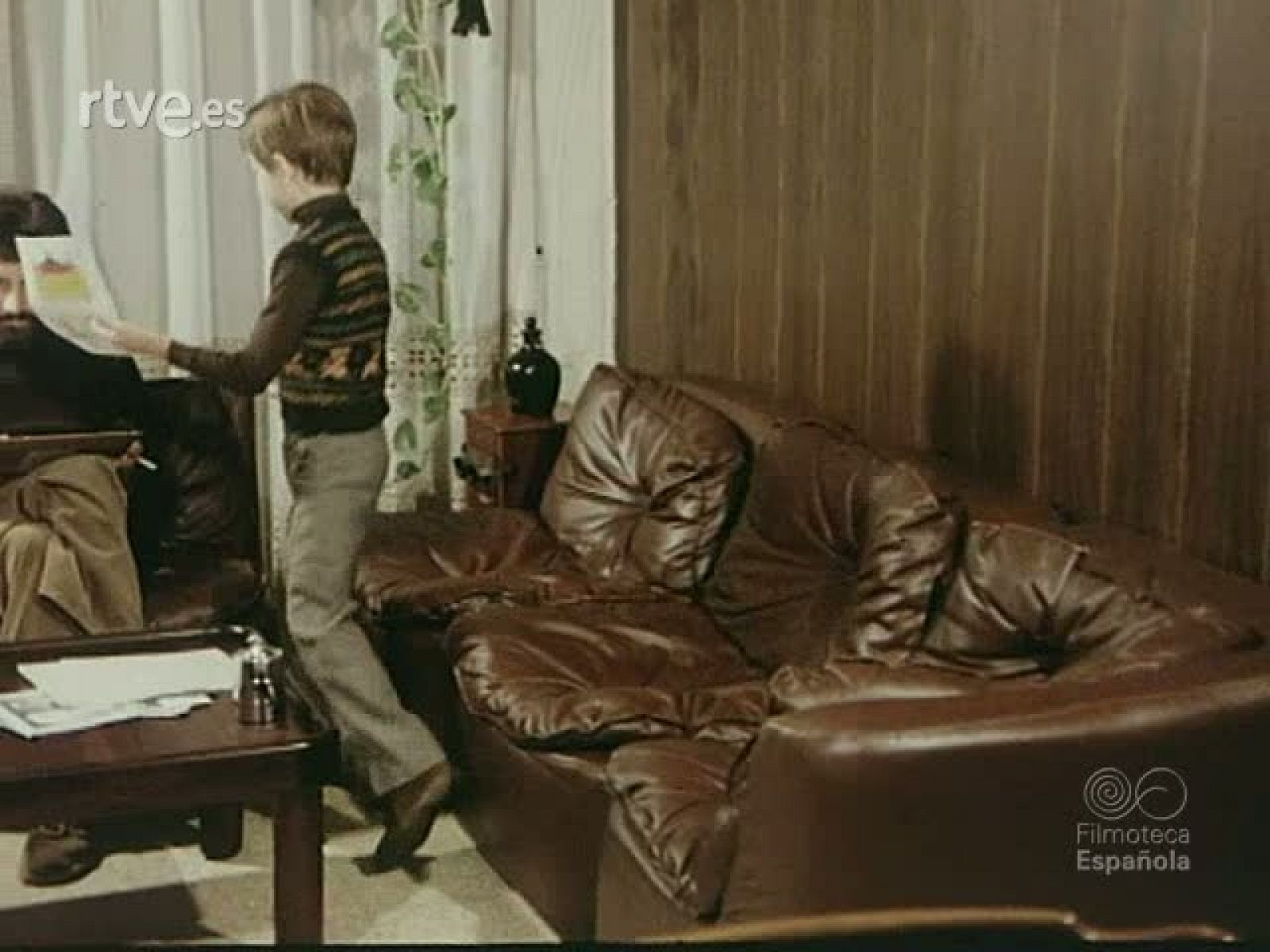 NOT N 1833 . - NO-DO | Ver