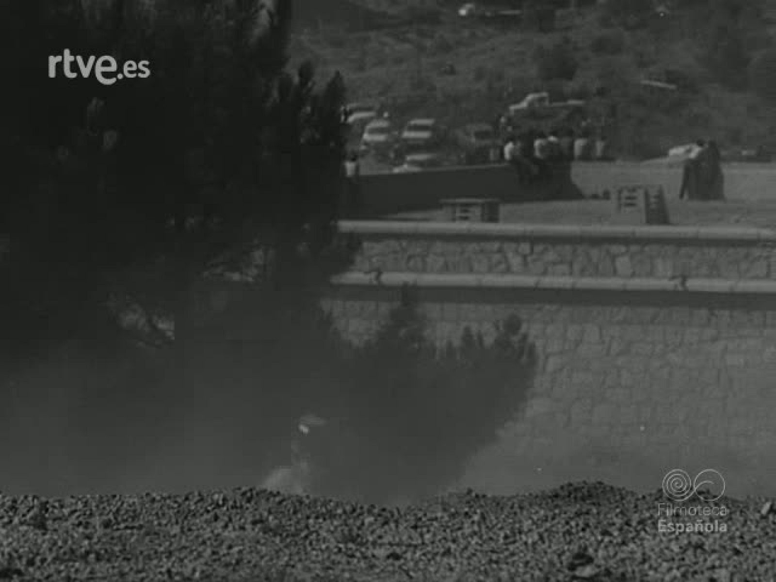 NOT N 1702 B - NO-DO | Ver