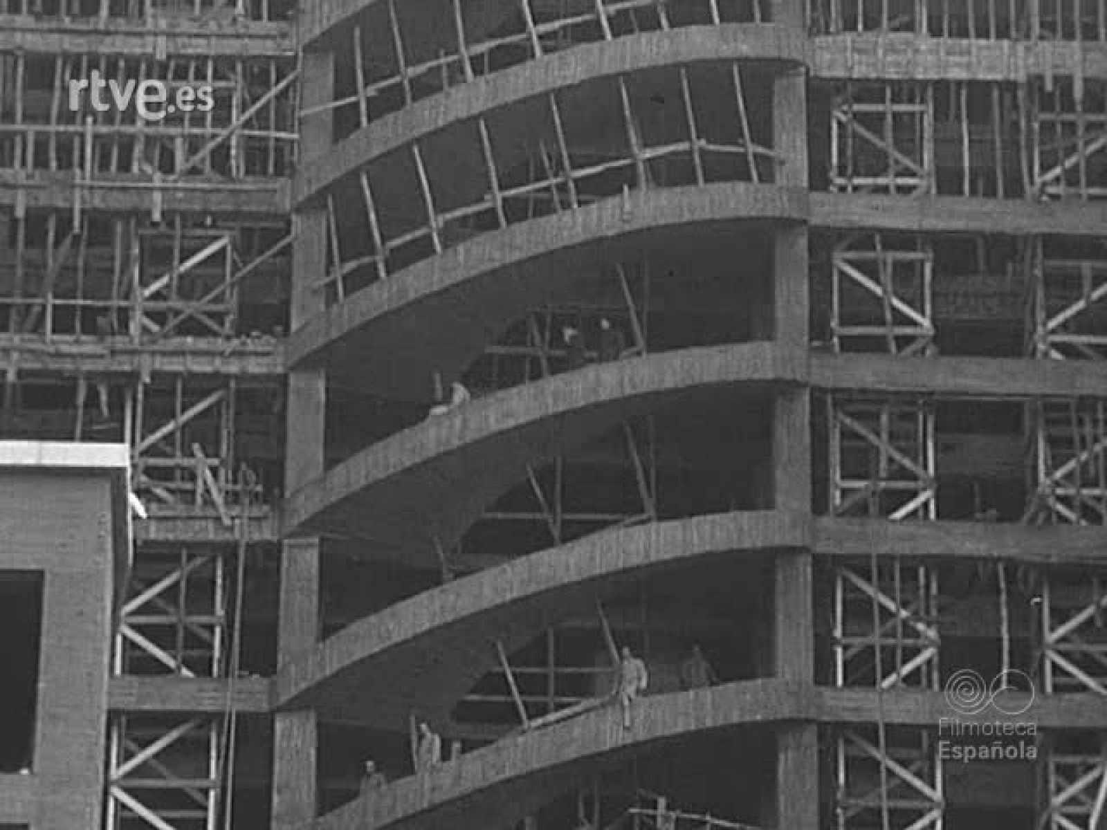 NOT N 520 B - NO-DO | Ver