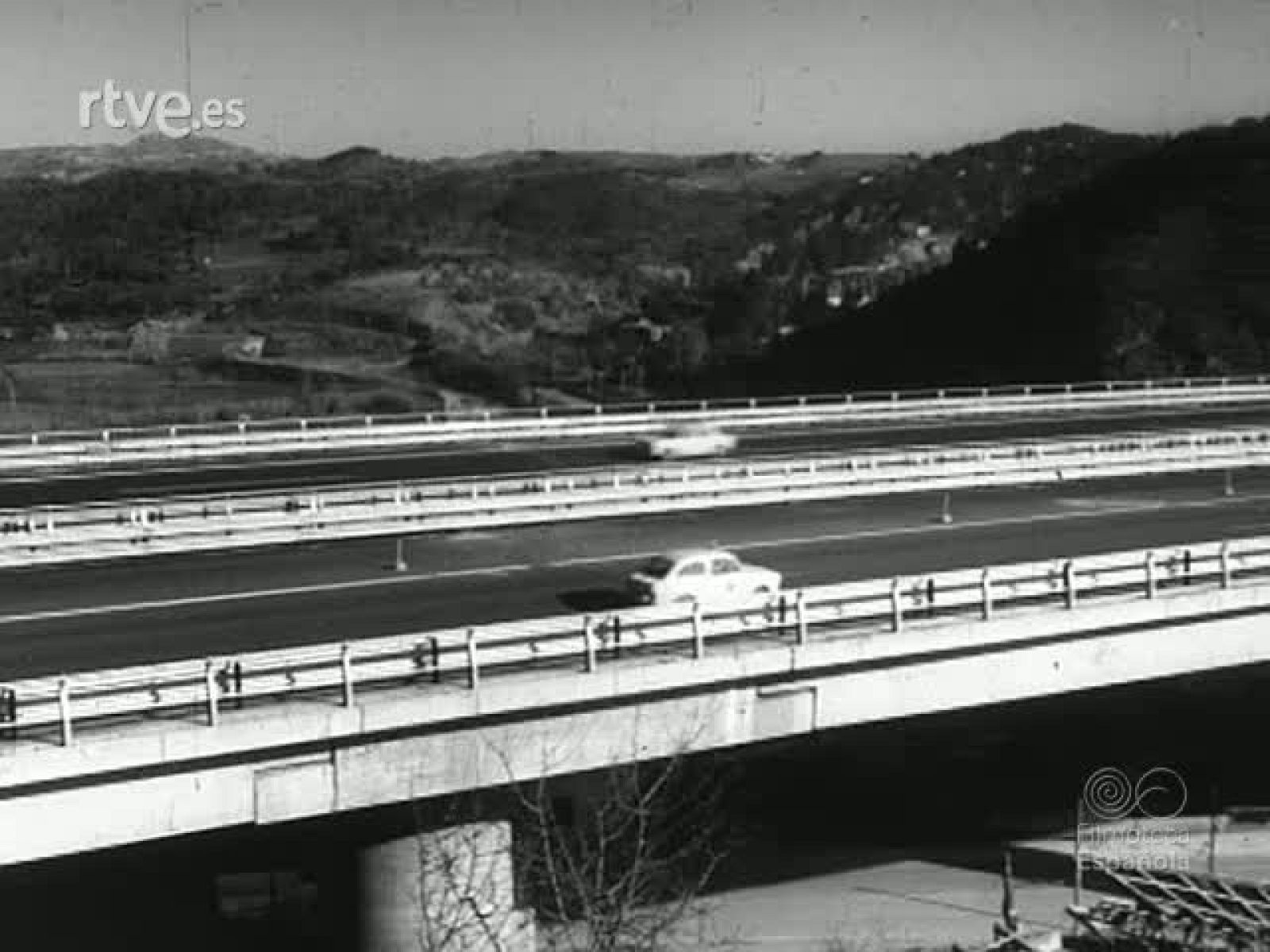 NOT N 1517 B - NO-DO | Ver