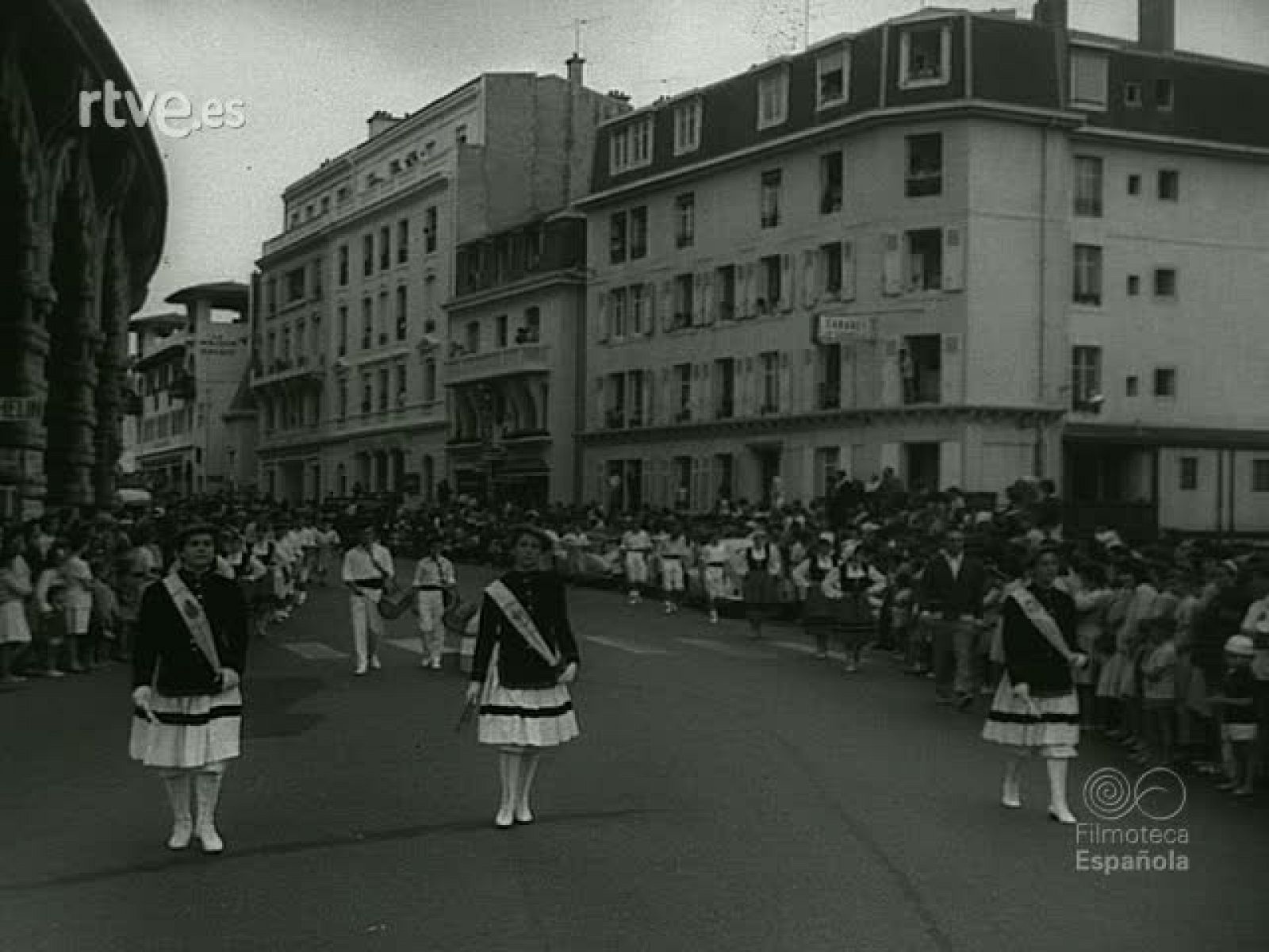 NOT N 1076 C - NO-DO | Ver