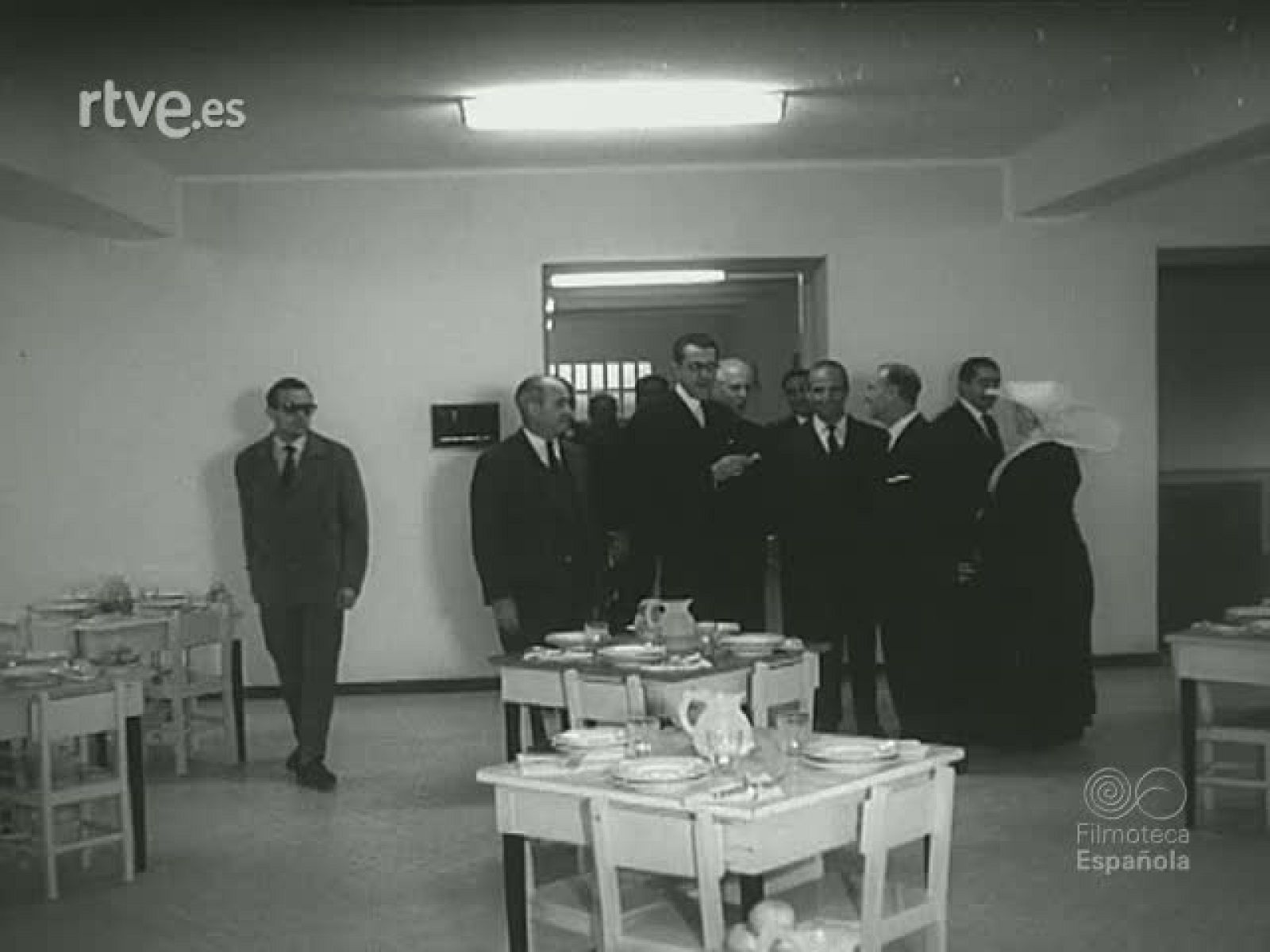 NOT N 986 B - NO-DO | Ver