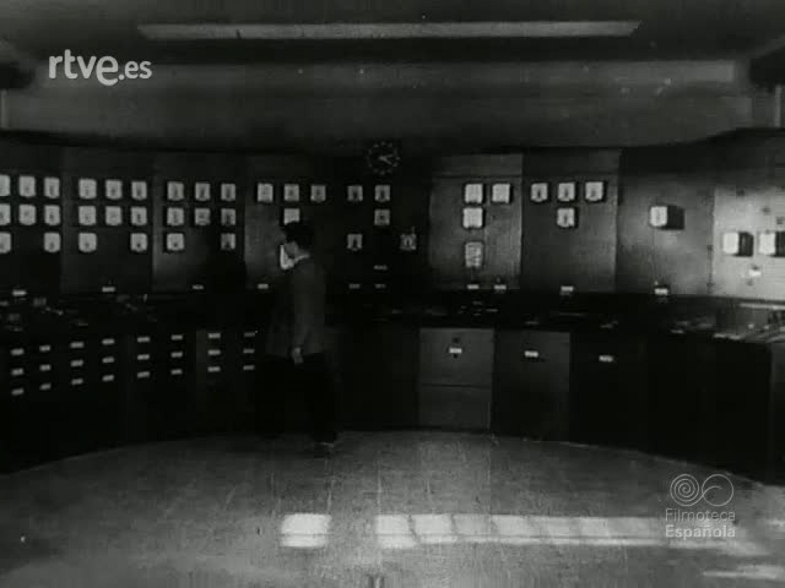 NOT N 313 A - NO-DO | Ver