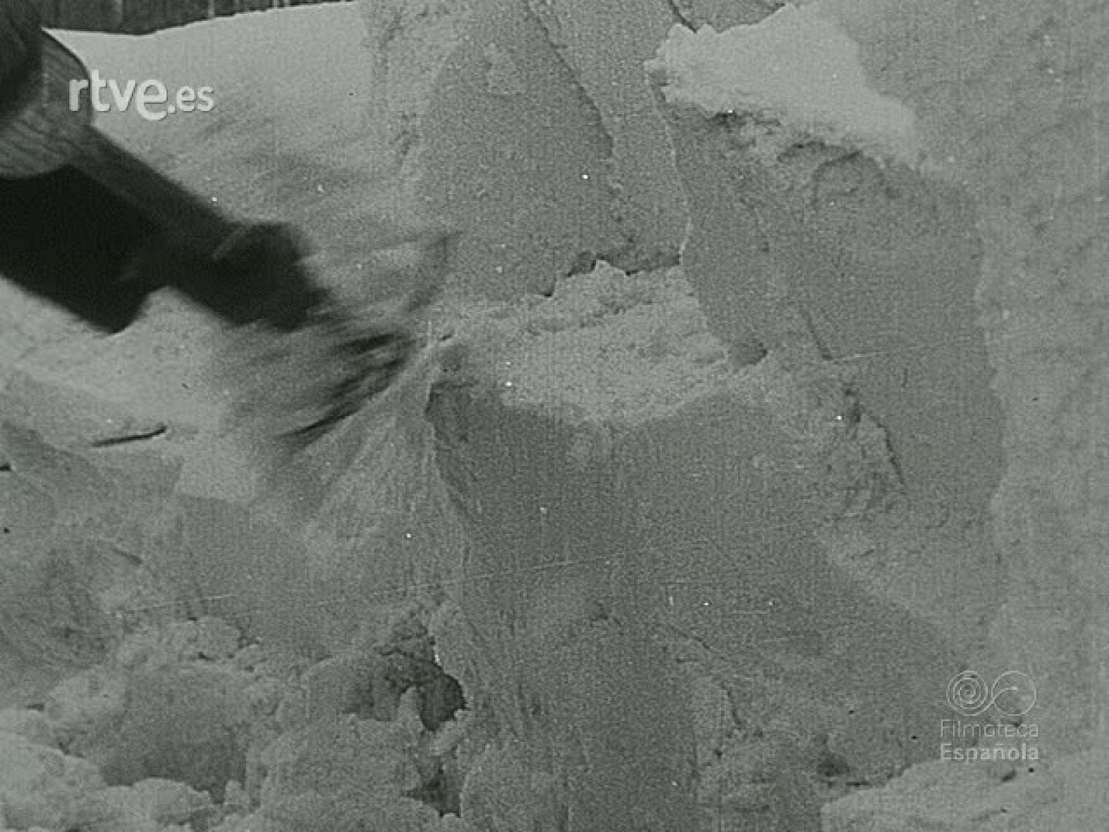 NOT N 216 B - NO-DO | Ver