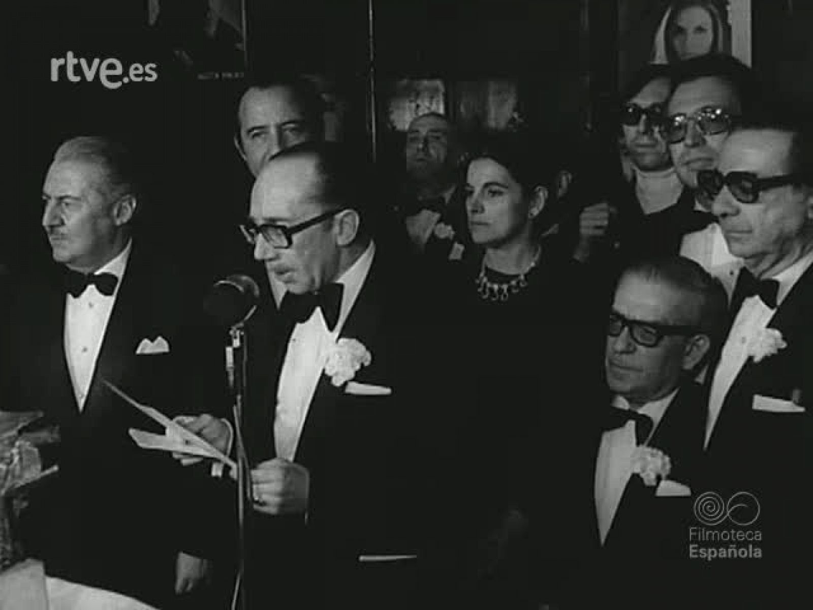 NOT N 1562 A - NO-DO | Ver