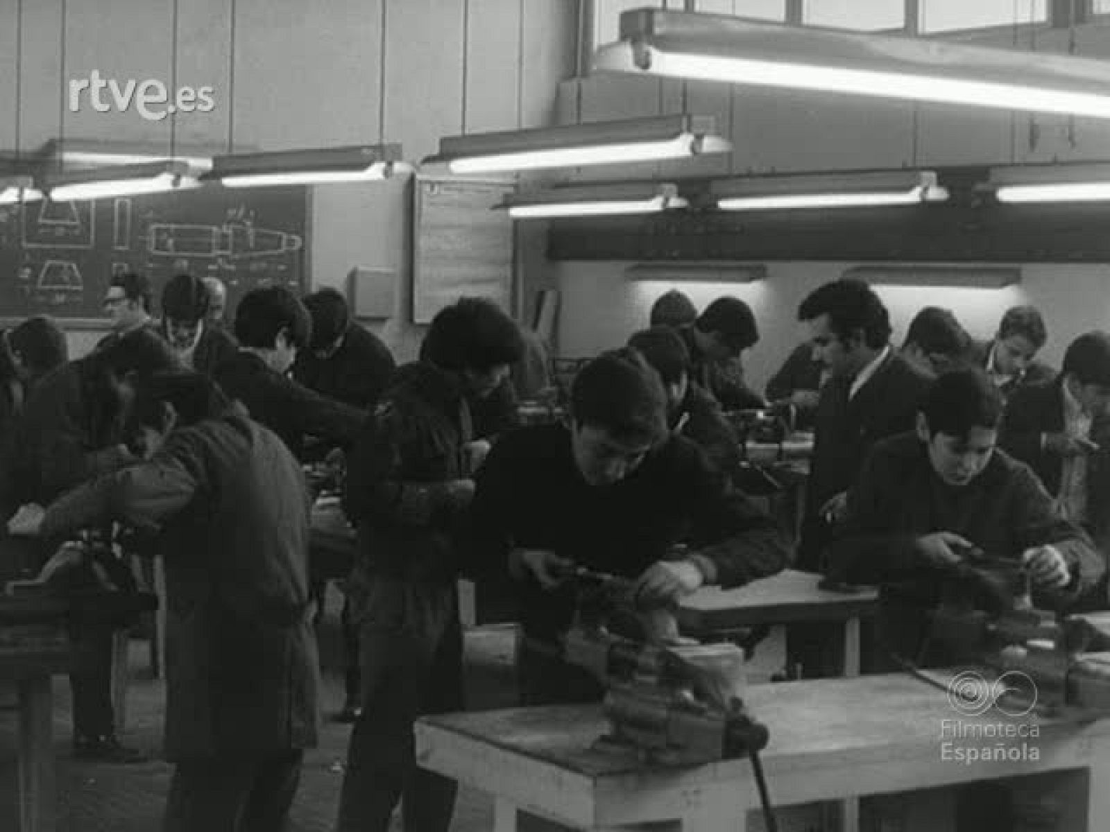 NOT N 1473 A - NO-DO | Ver