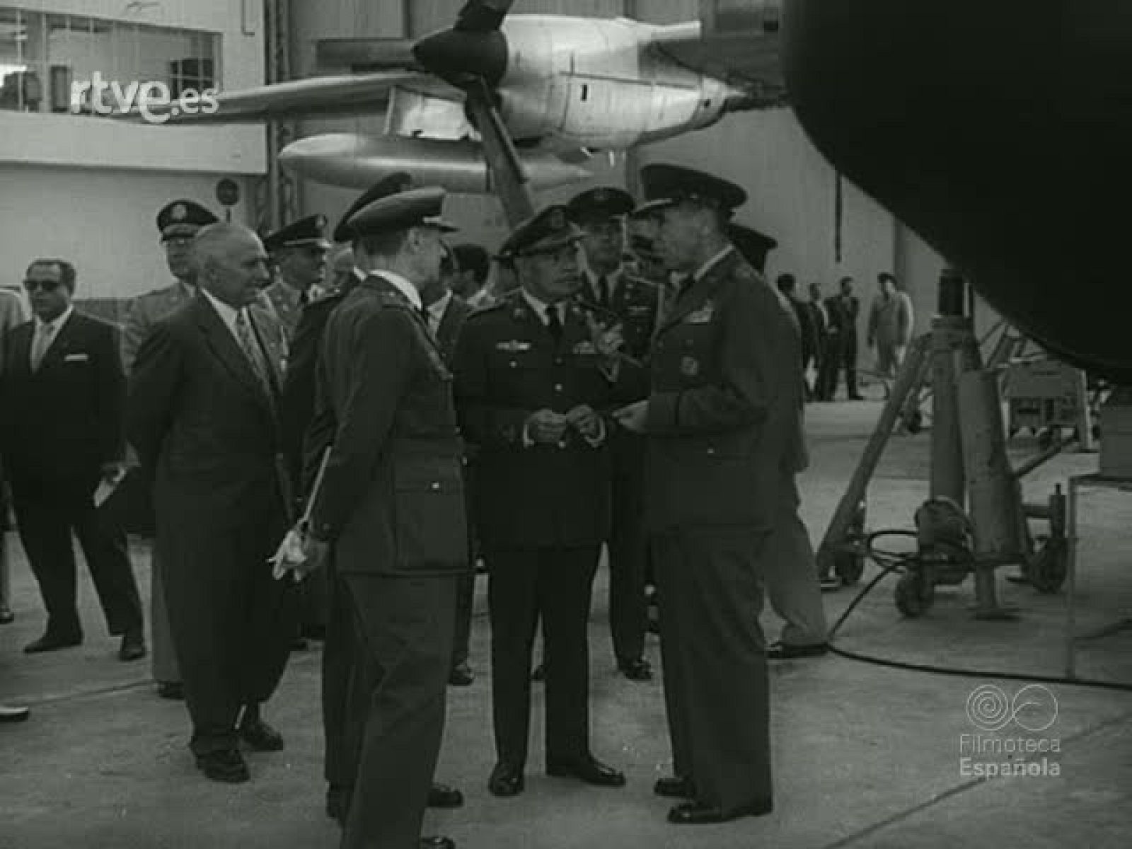 NOT N 979 A - NO-DO | Ver