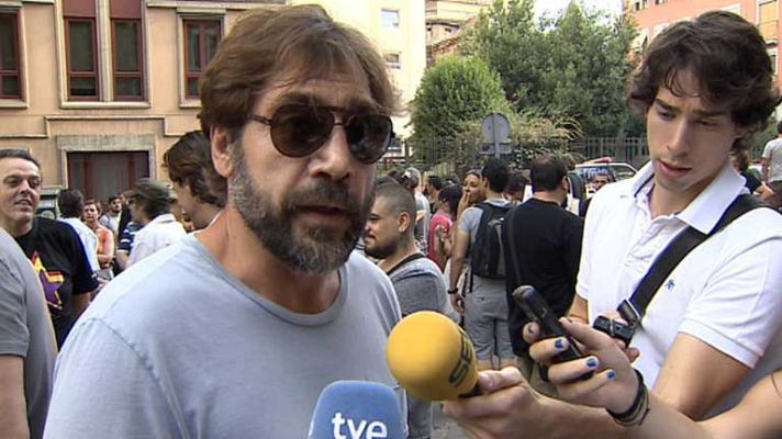 Telediario 1 - Protesta de los artistas