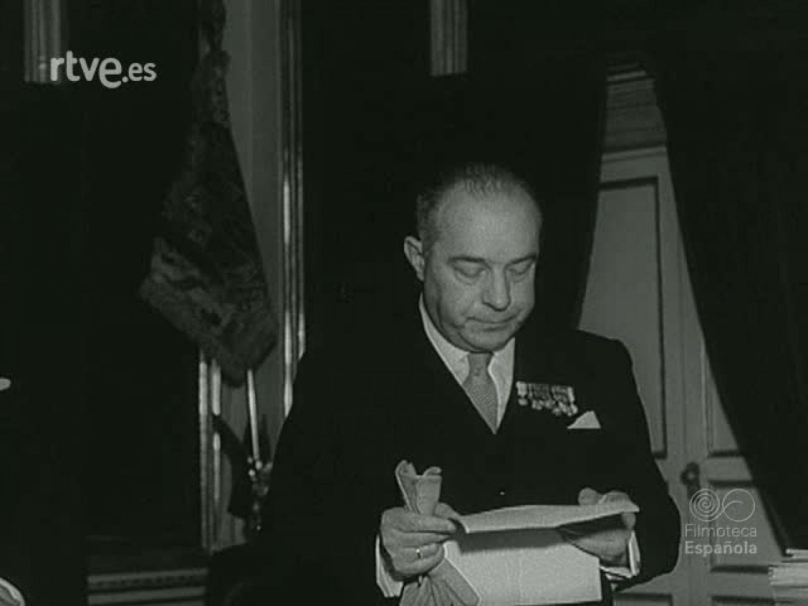 NOT N 963 B - NO-DO | Ver