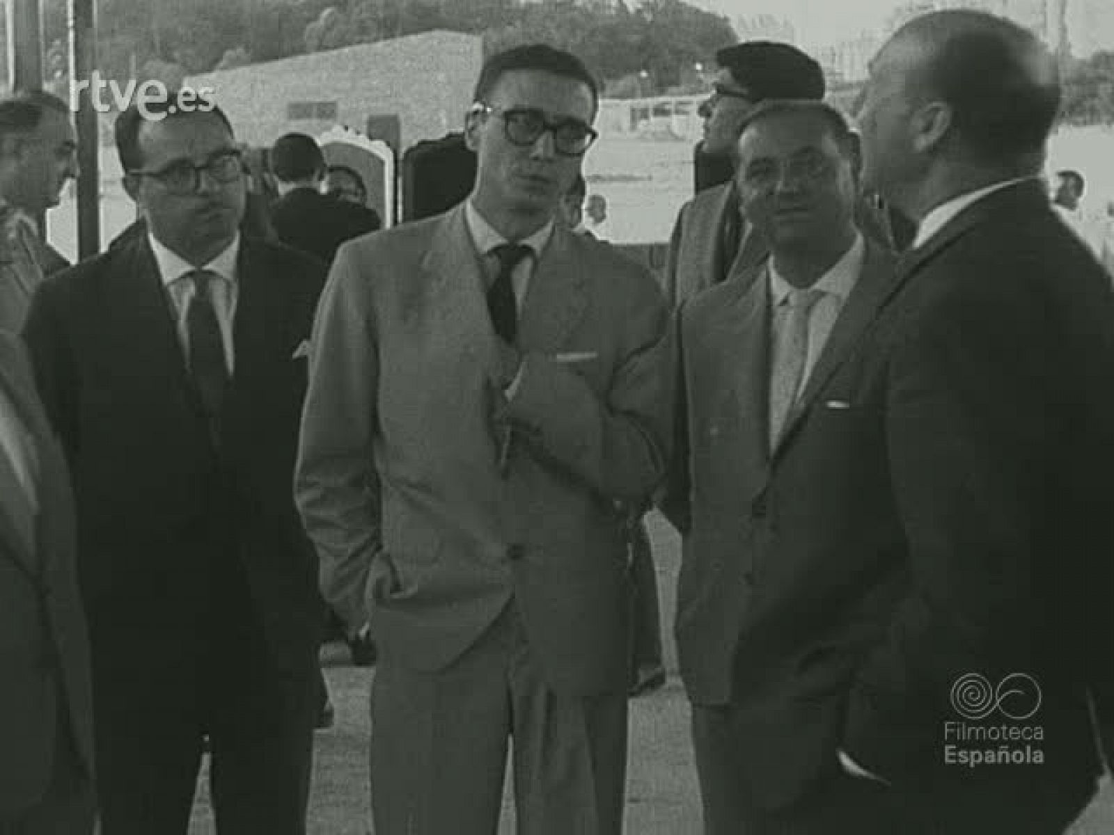 NOT N 1026 B - NO-DO | Ver