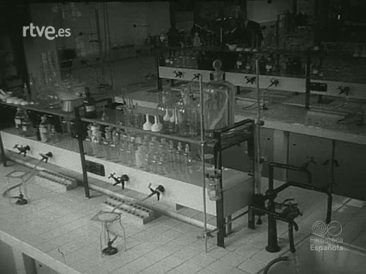 NO-DO - NOT N 1040 C