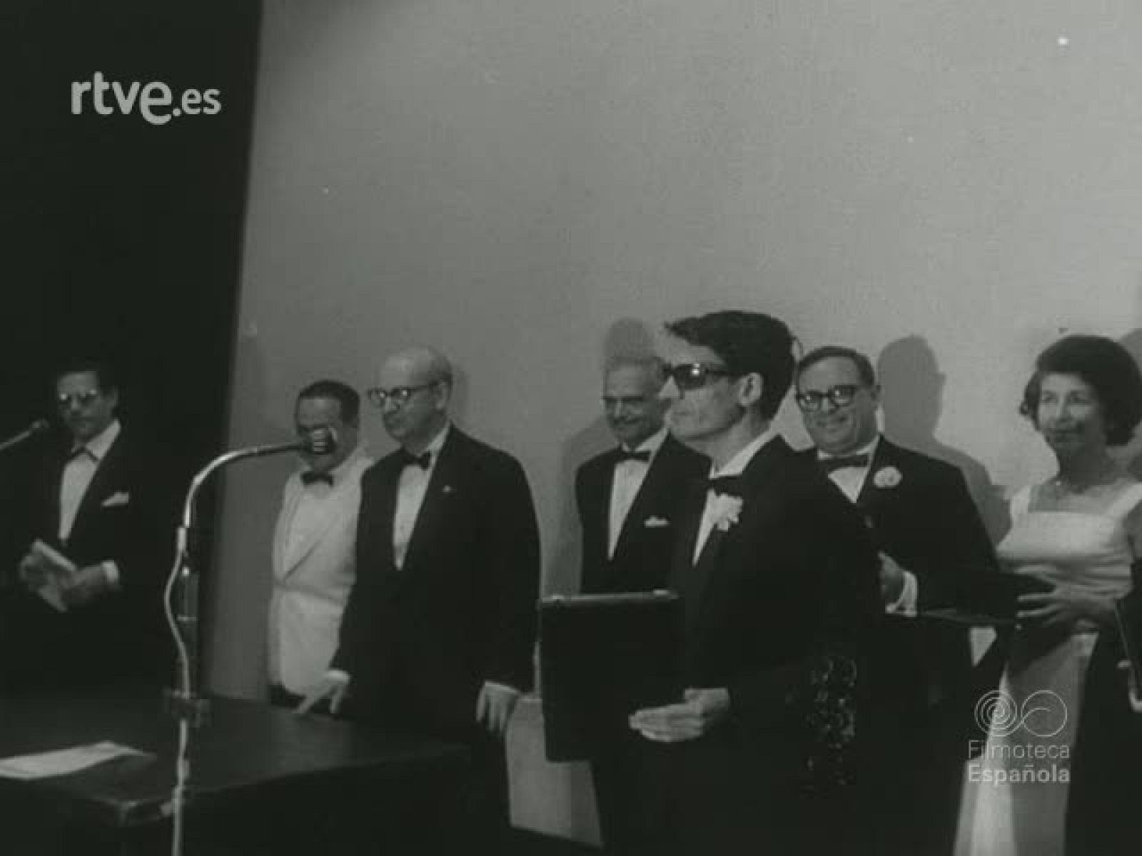 NOT N 1225 A - NO-DO | Ver