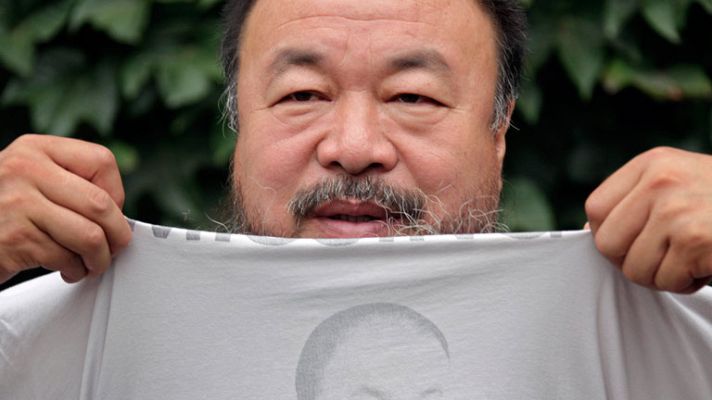 Telediario 1 - La justicia china rechaza la apelación del disidente Ai Weiwei contra la multa que se le impuso