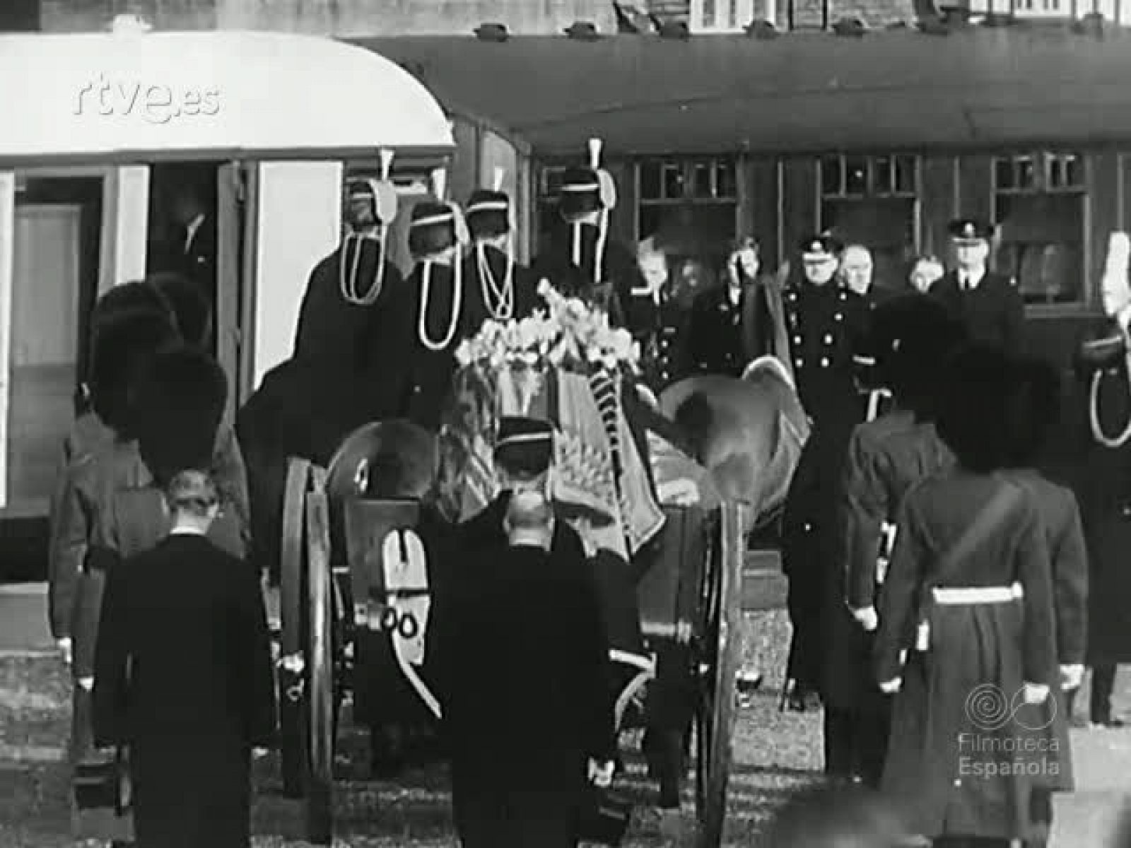 NOT N 477 B - NO-DO | Ver