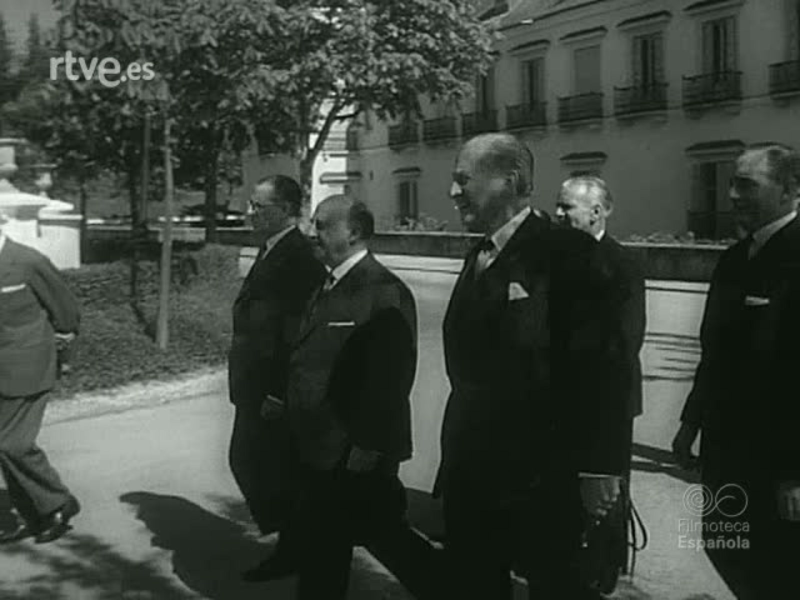 NOT N 904 B - NO-DO | Ver