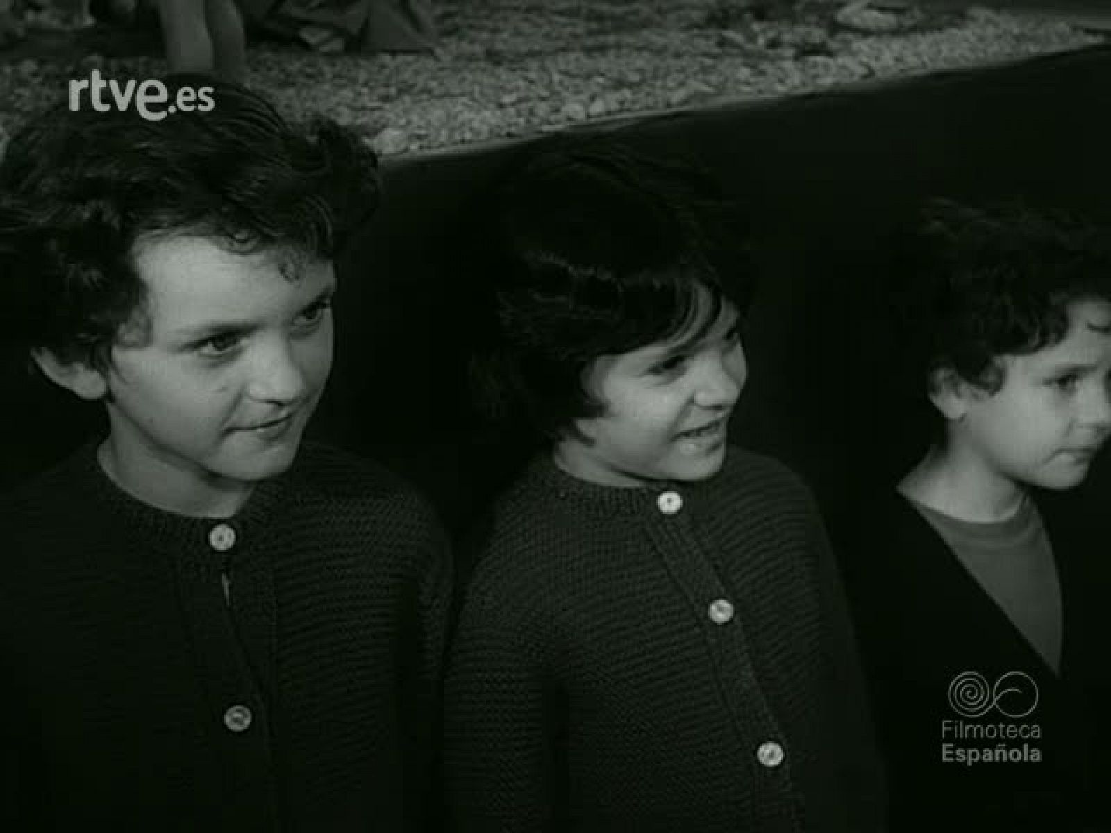 NOT N 903 A - NO-DO | Ver