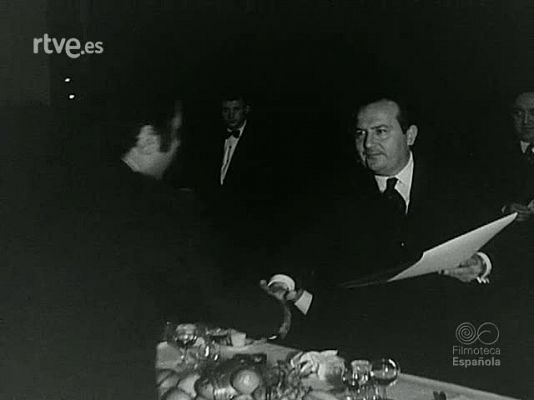 NO-DO - NOT N 1483 A