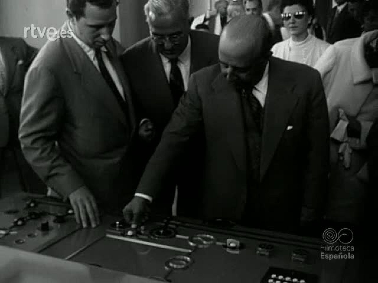 NOT N 665 B - NO-DO | Ver