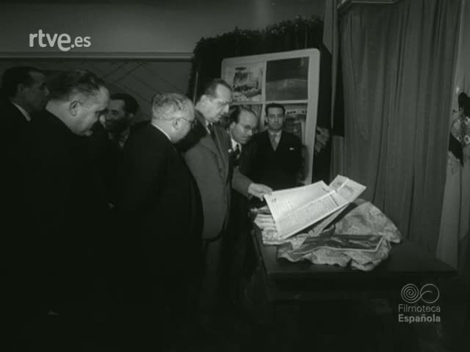 NOT N 856 B - NO-DO | Ver