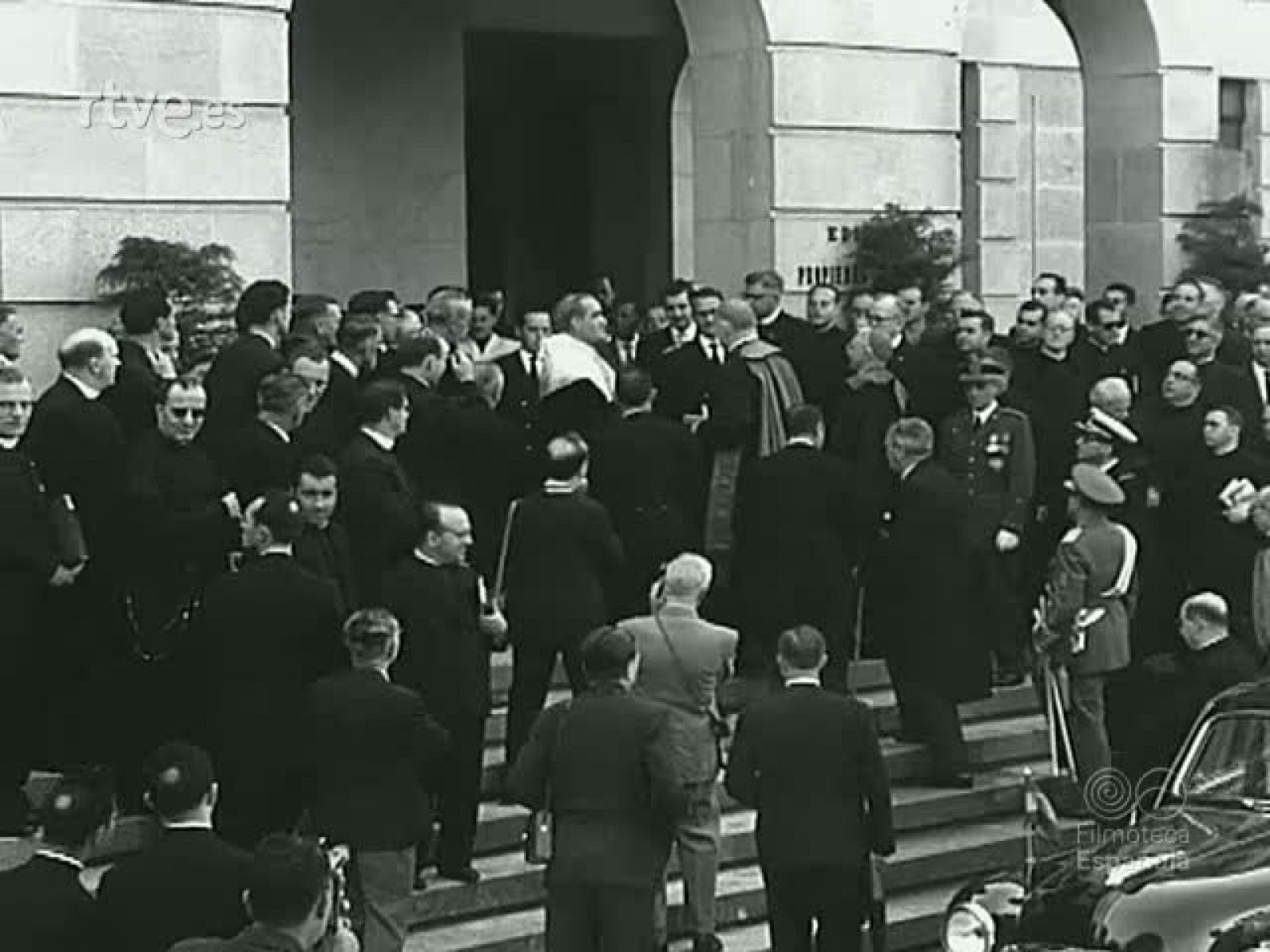 NOT N 875 A - NO-DO | Ver