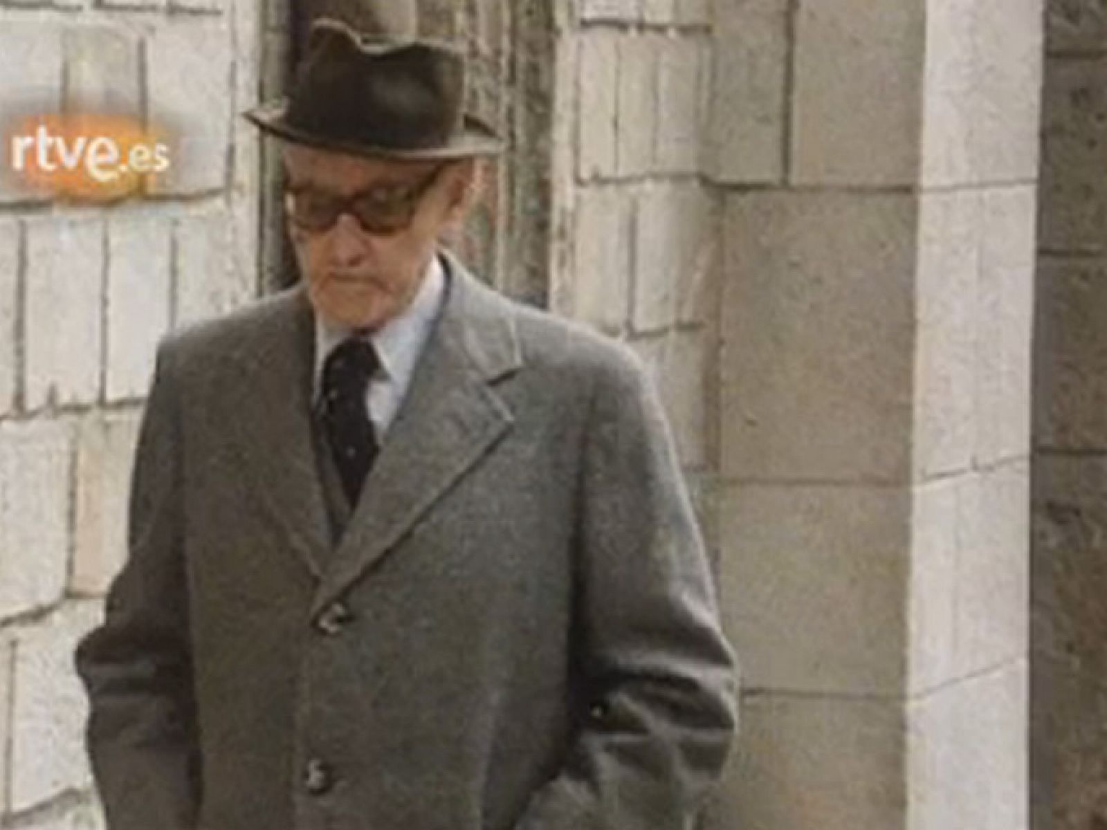 Arxiu TVE Catalunya - Veus i Formes - J.V. Foix i el grup de dansa 'El Ventall'