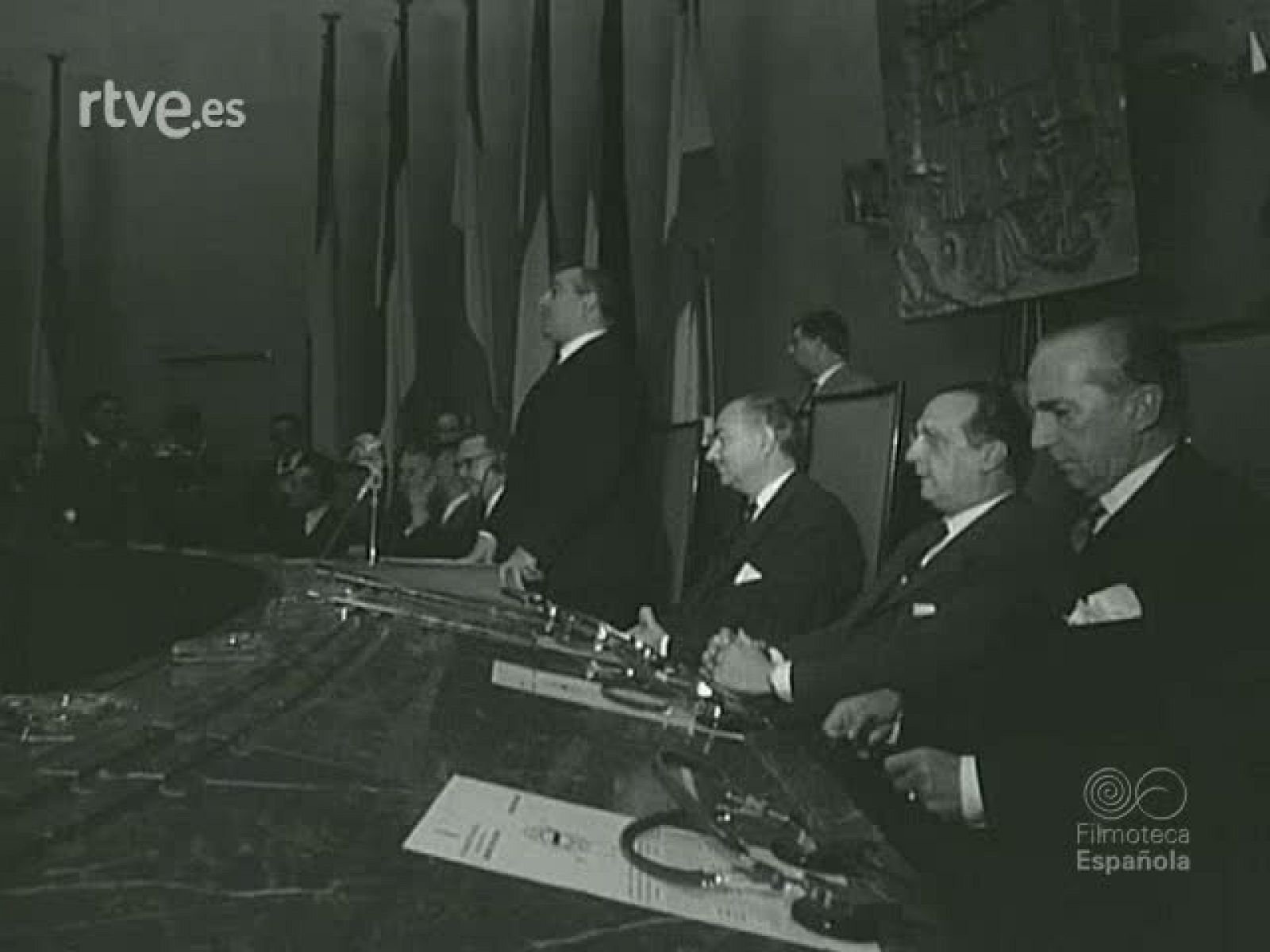 NOT N 881 B - NO-DO | Ver