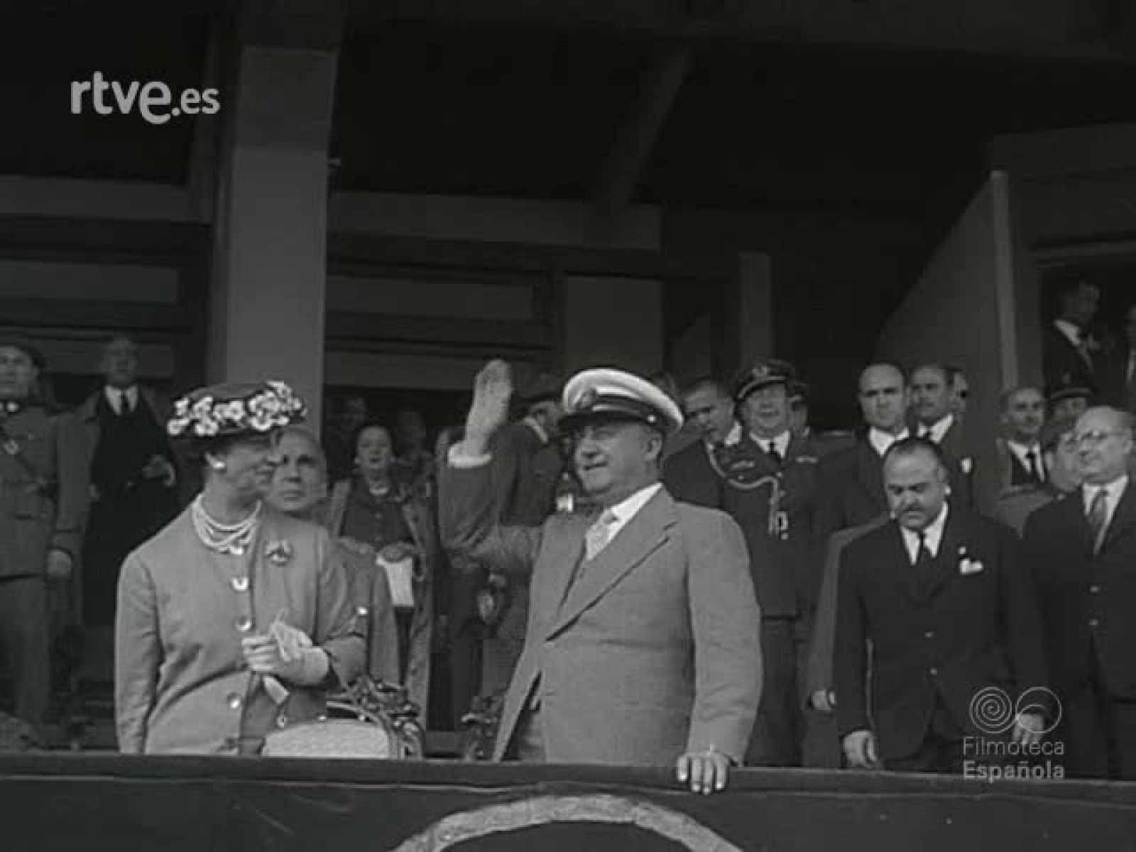 NOT N 715 B - NO-DO | Ver