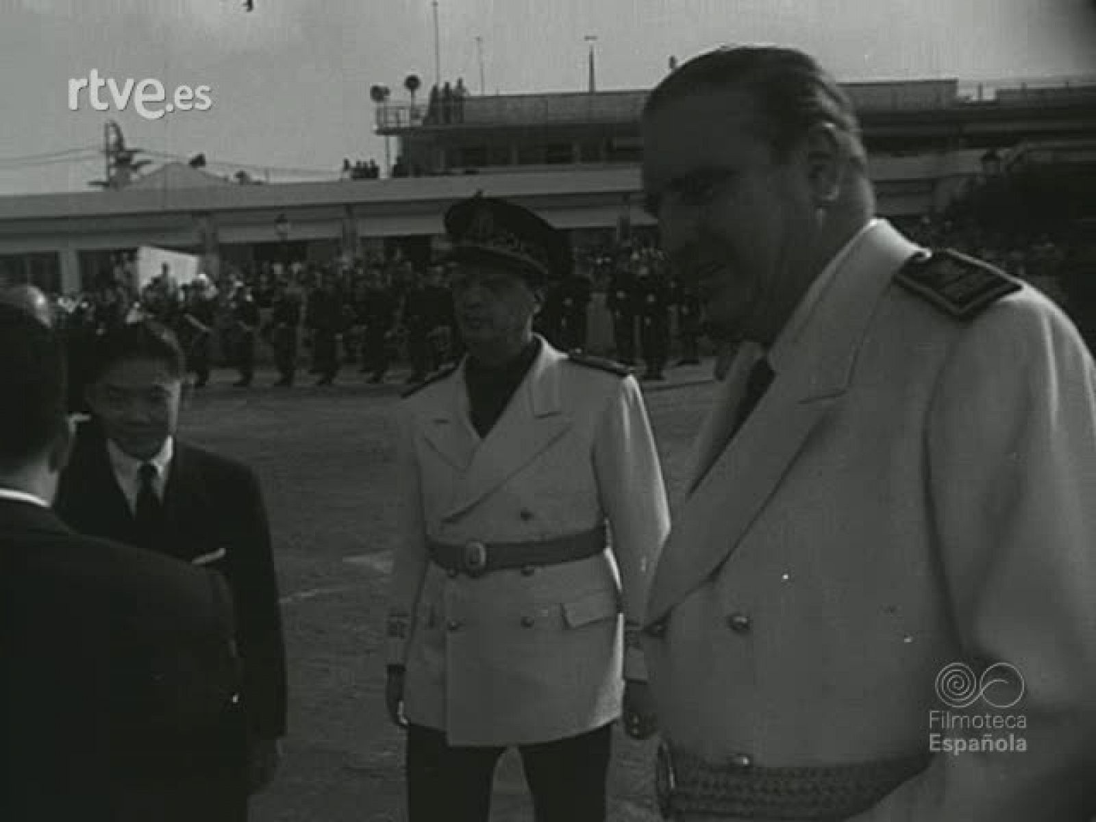 NOT N 704 A - NO-DO | Ver