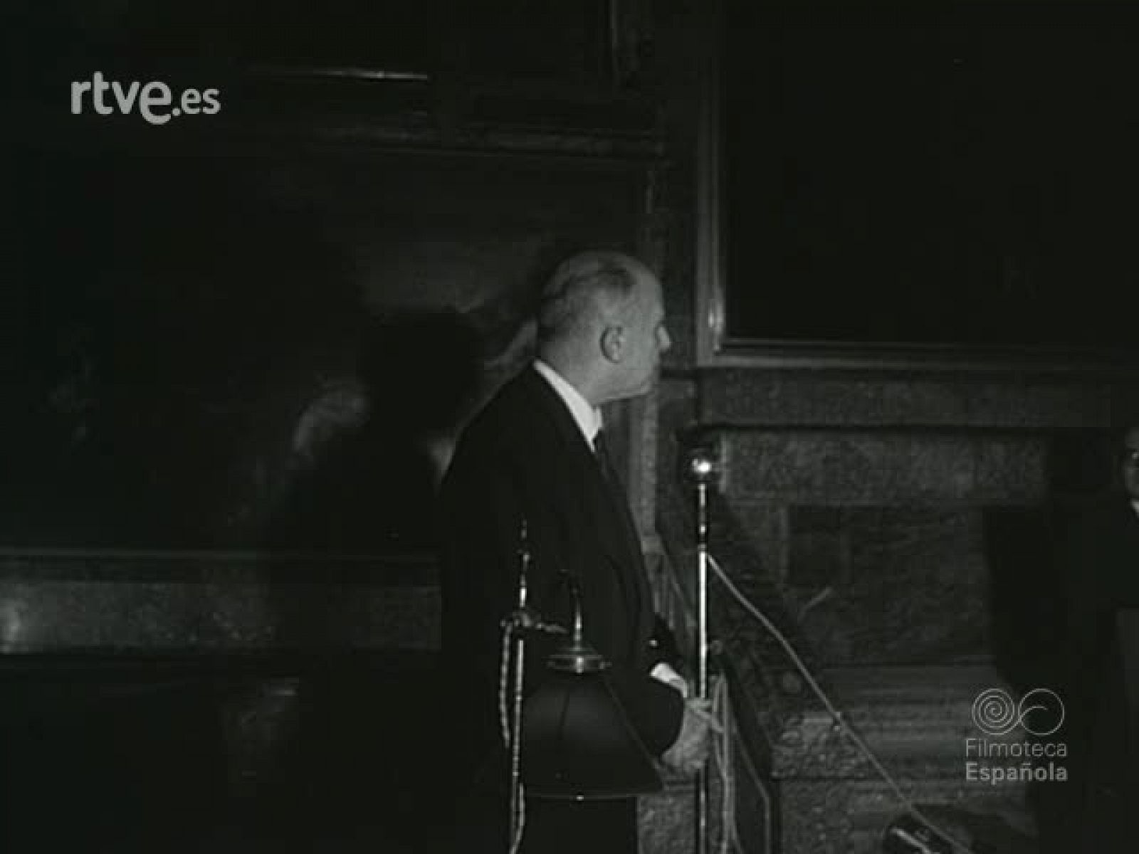 NOT N 702 A - NO-DO | Ver