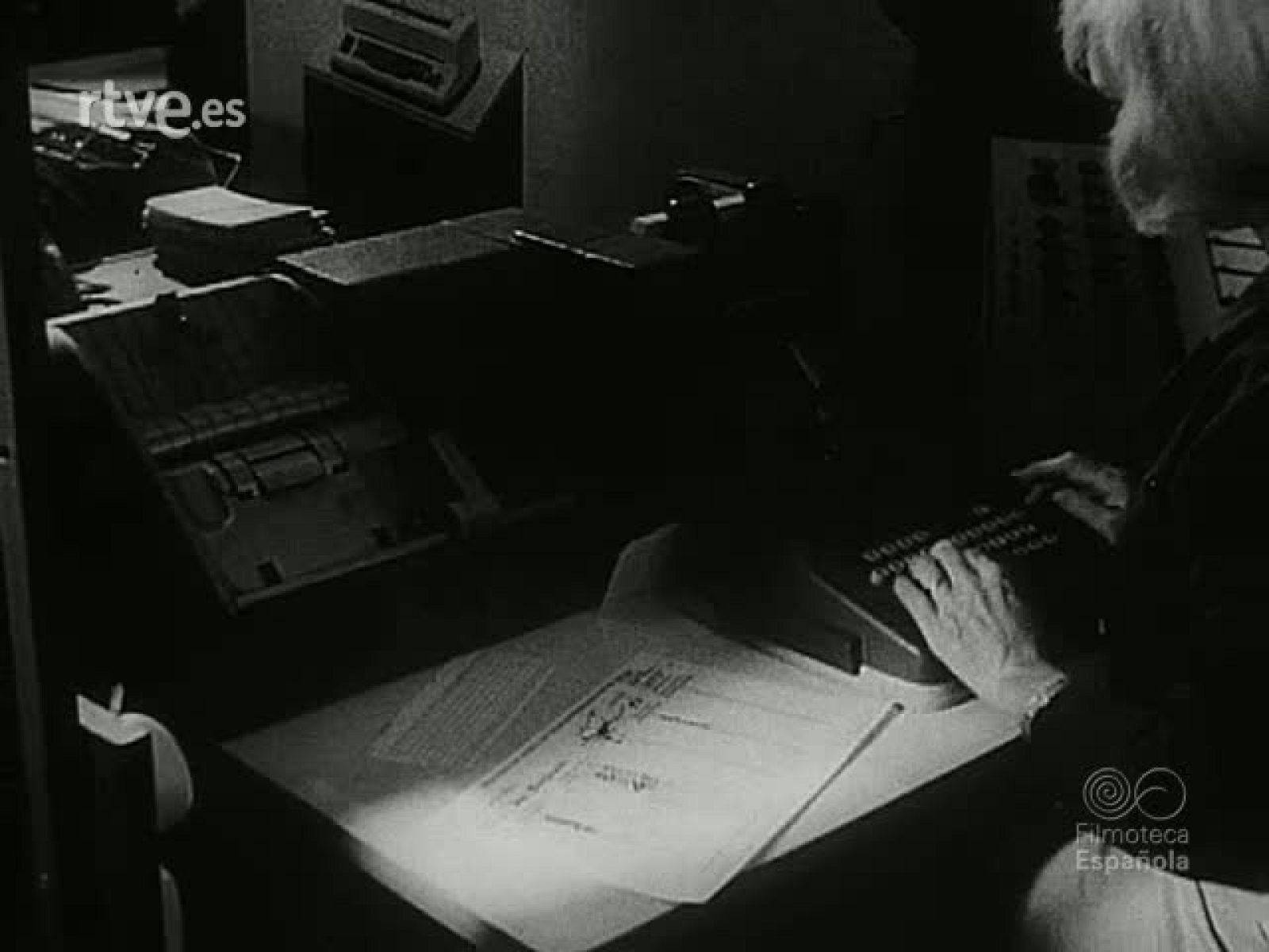 NOT N 1352 A - NO-DO | Ver