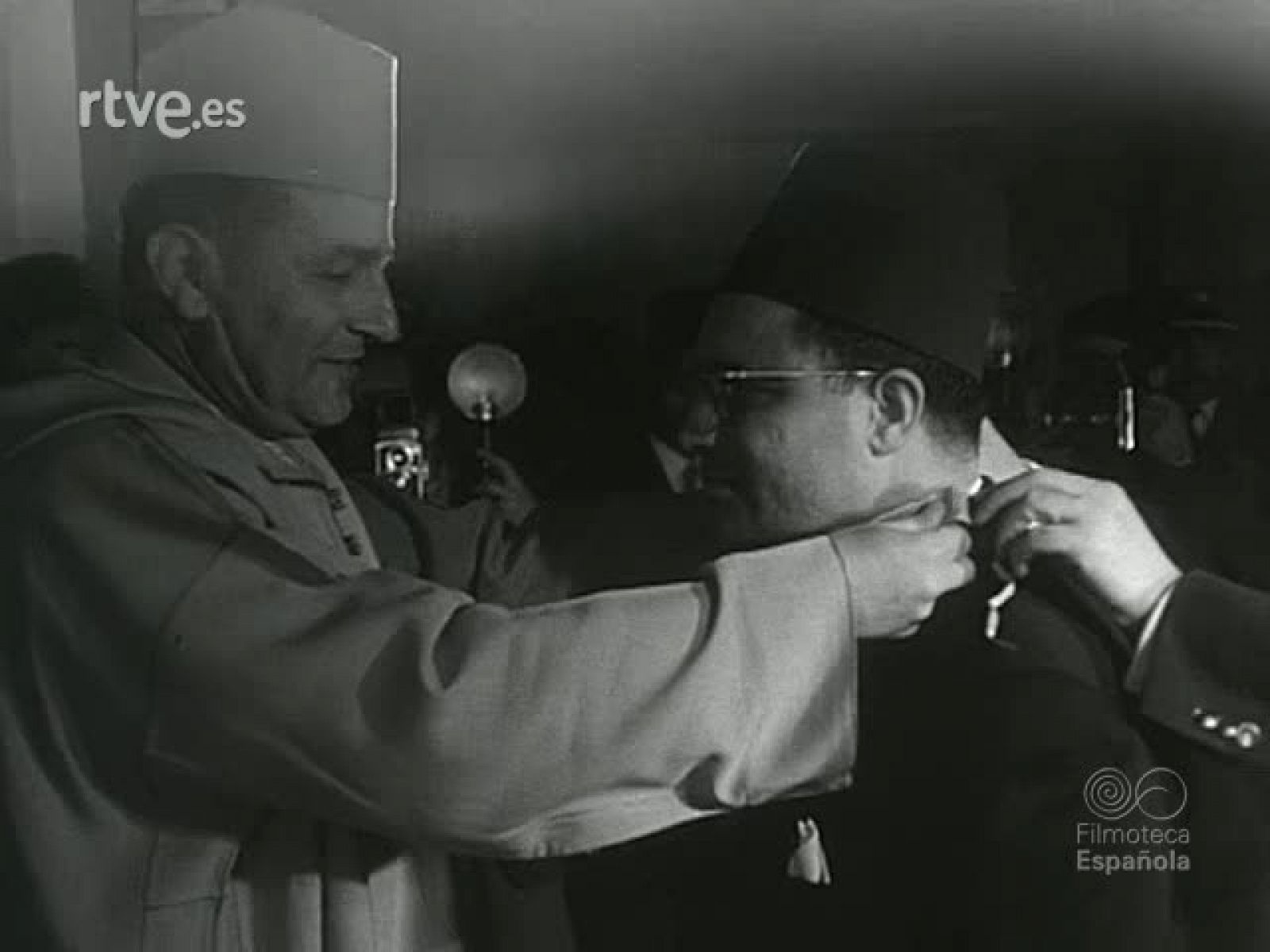 NOT N 745 A - NO-DO | Ver