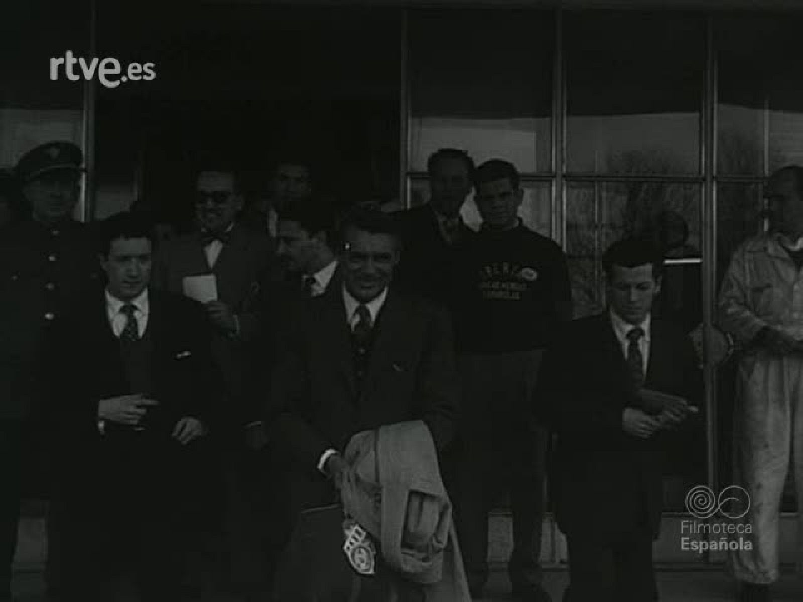 NOT N 692 A - NO-DO | Ver