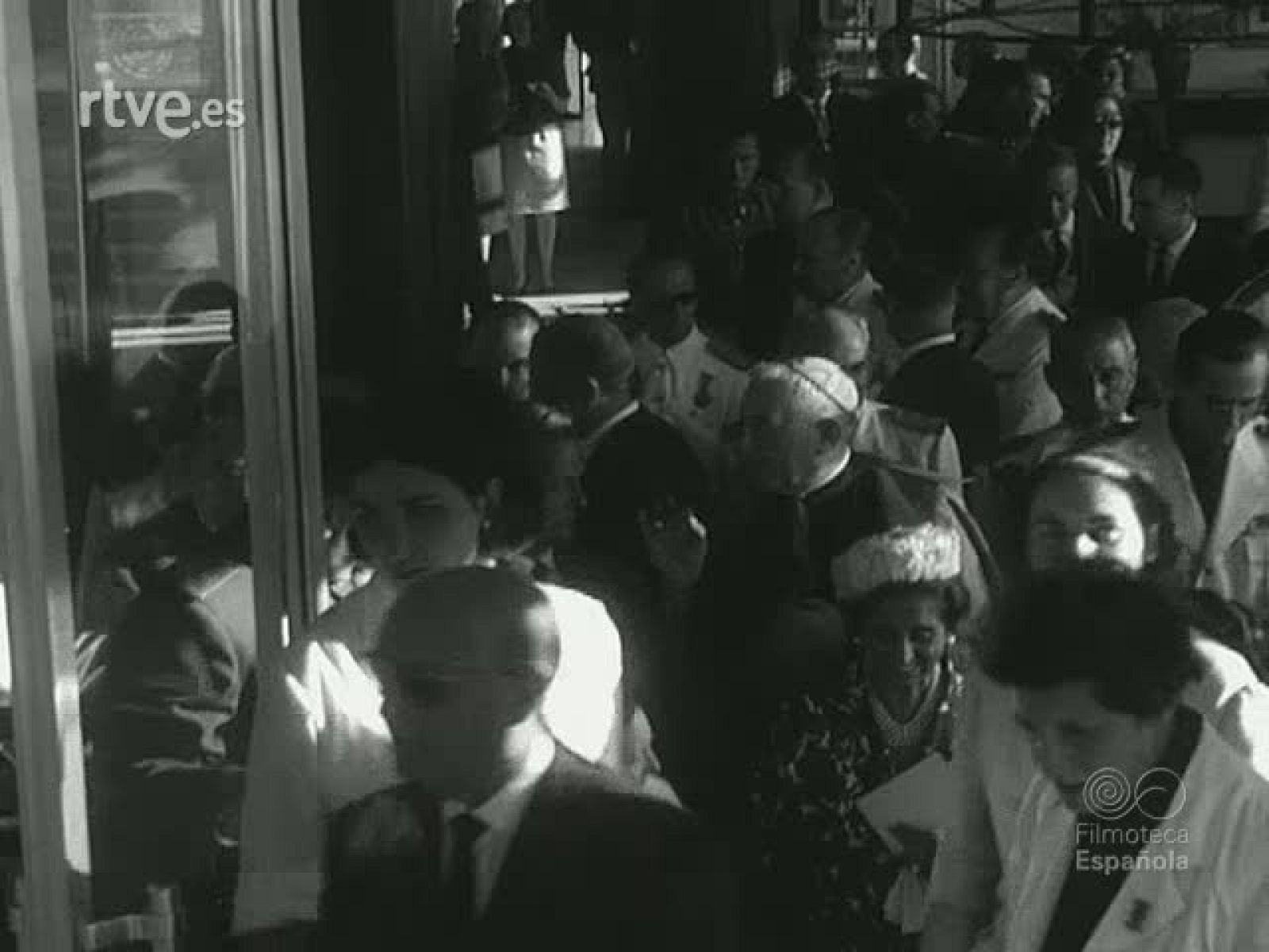 NOT N 1233 A - NO-DO | Ver