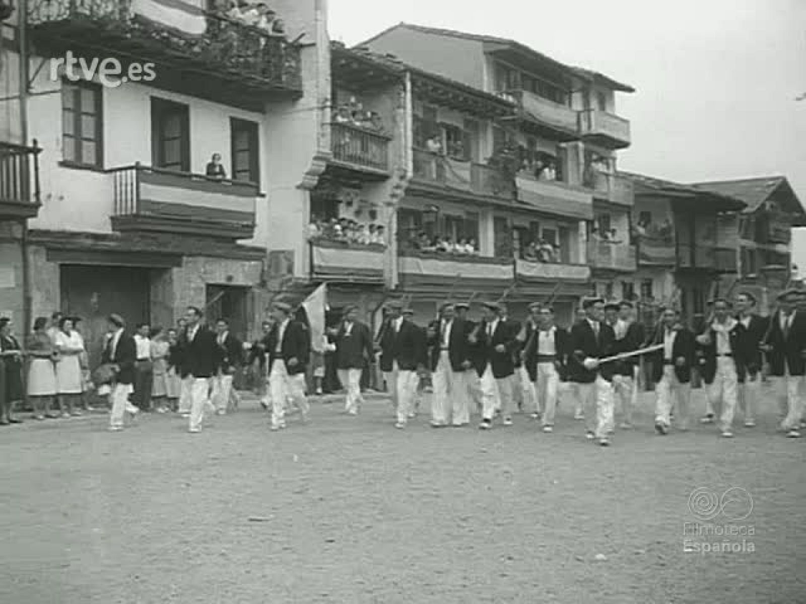 NOT N 819 B - NO-DO | Ver