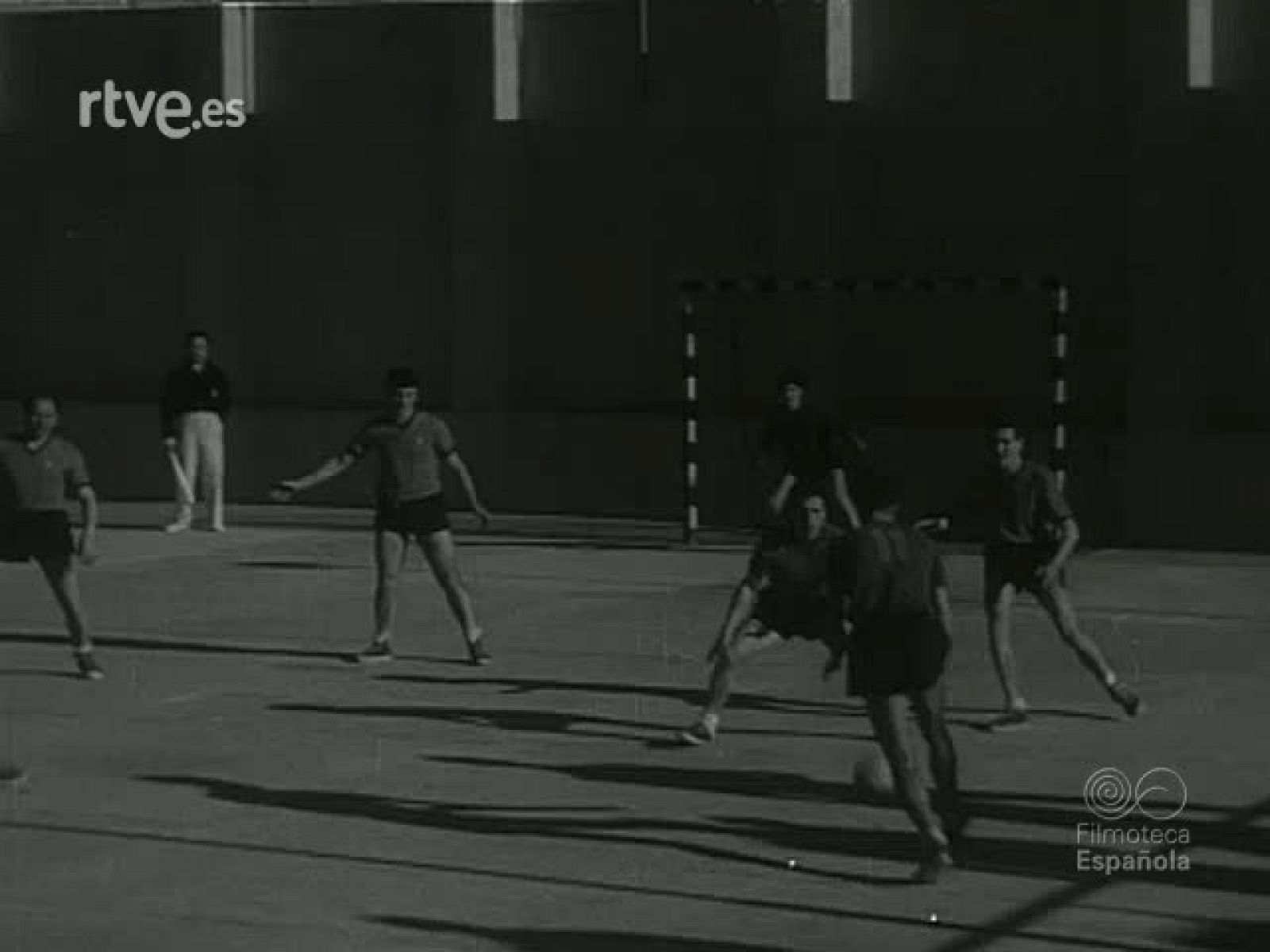 NOT N 731 A - NO-DO | Ver