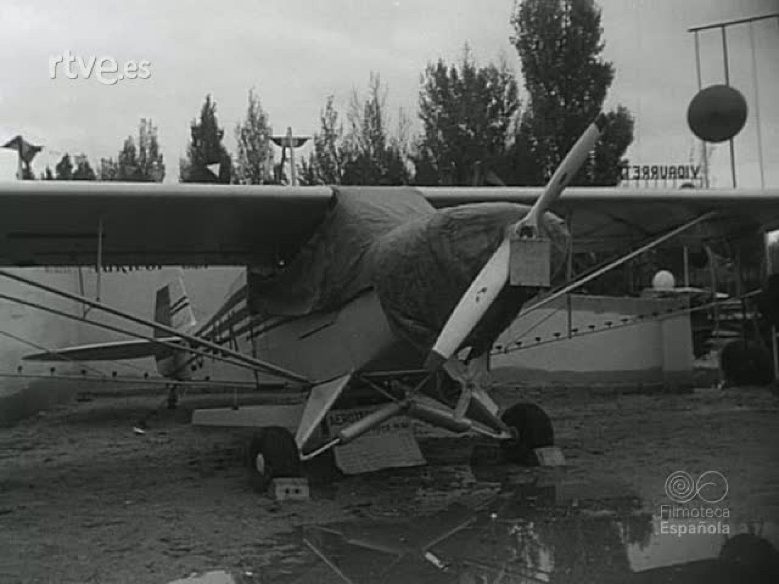 NOT N 670 A - NO-DO | Ver