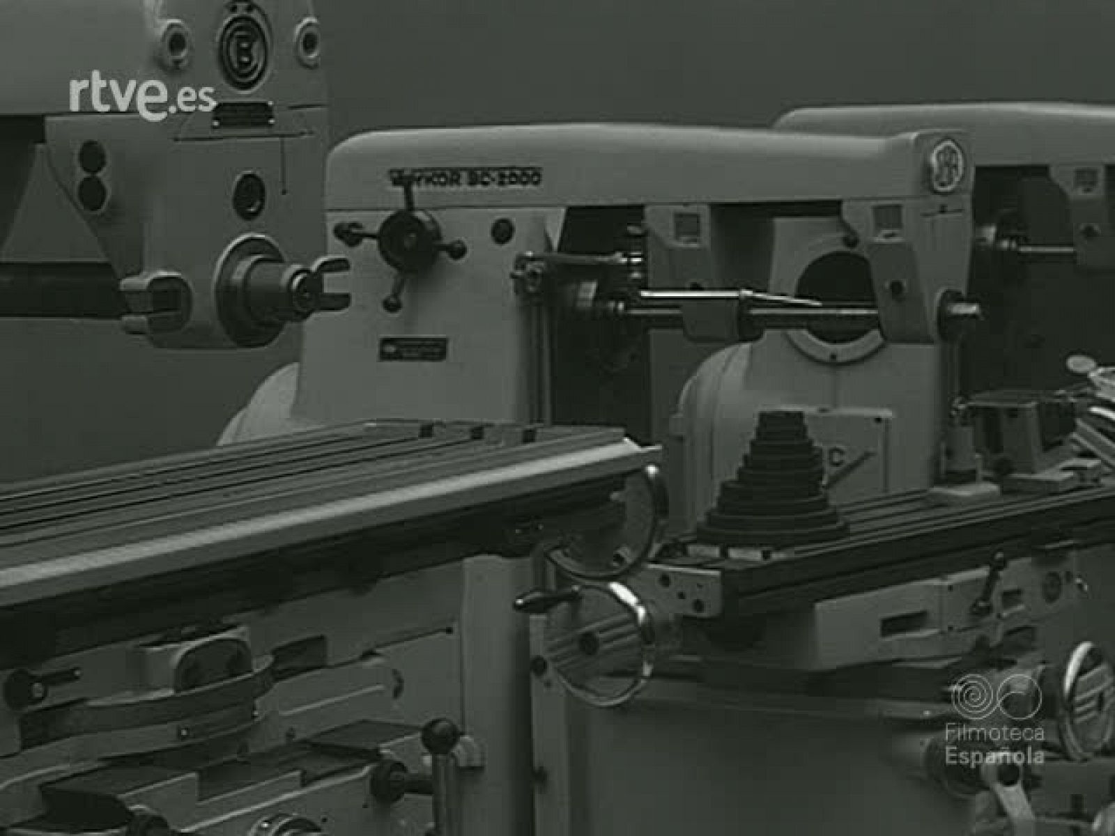 NOT N 816 B - NO-DO | Ver