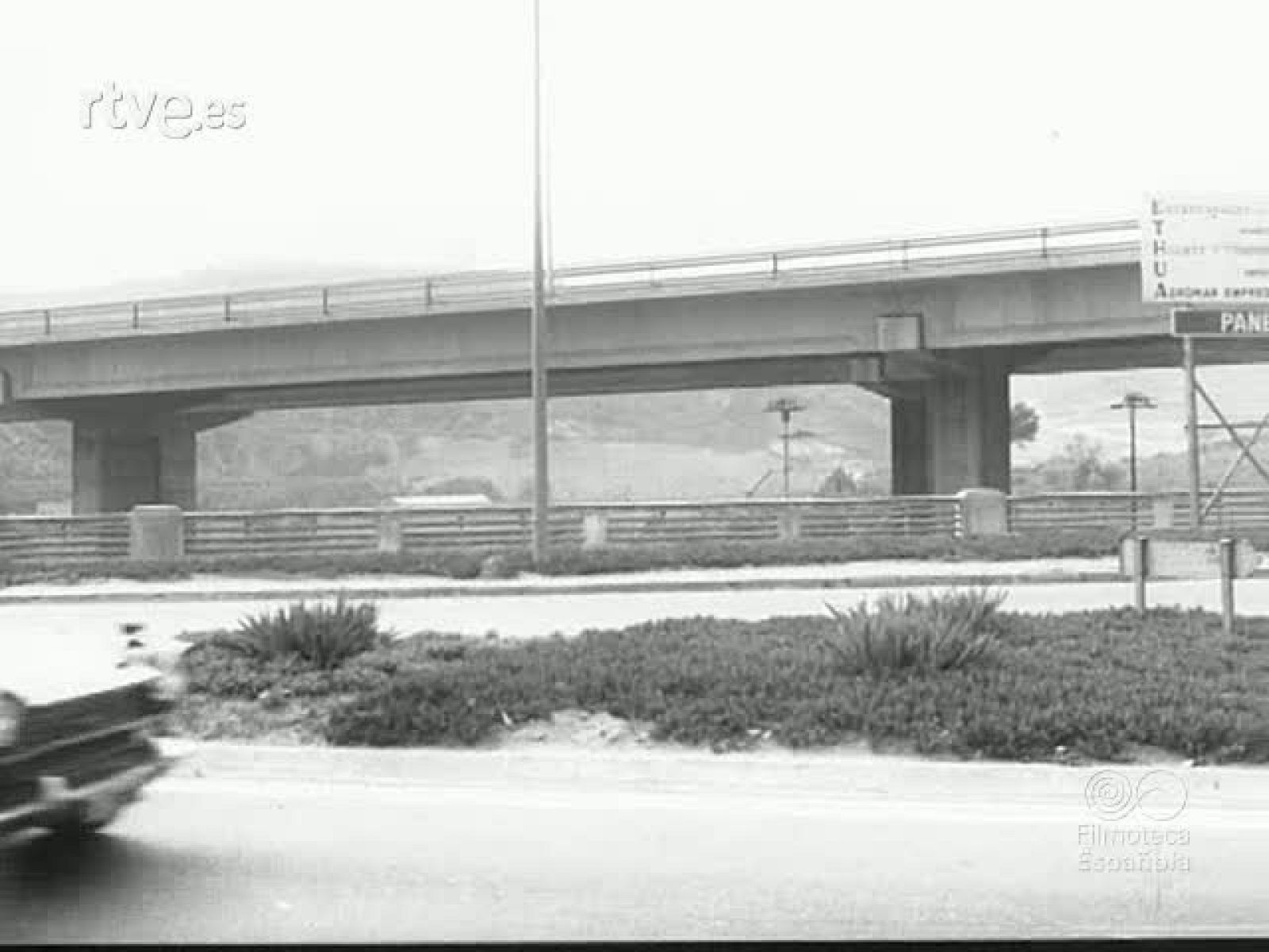 NOT N 1402 A - NO-DO | Ver