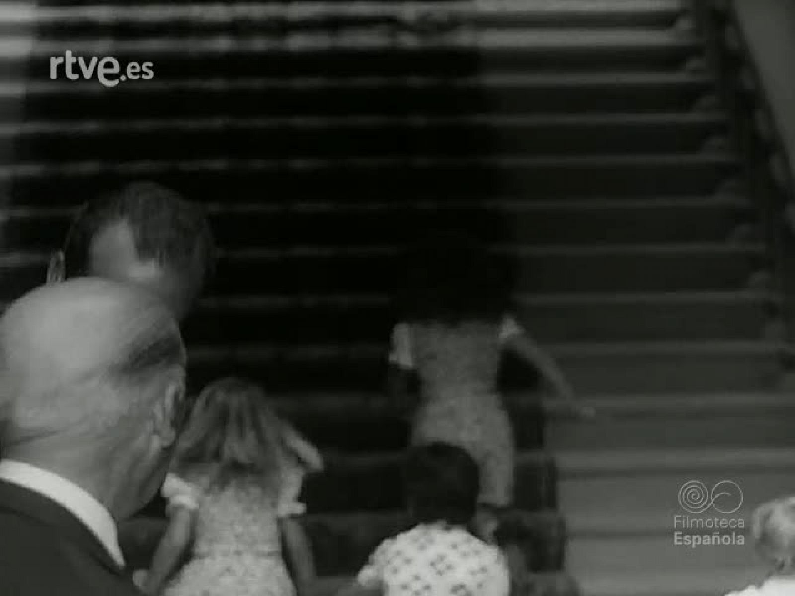 NOT N 1492 A - NO-DO | Ver