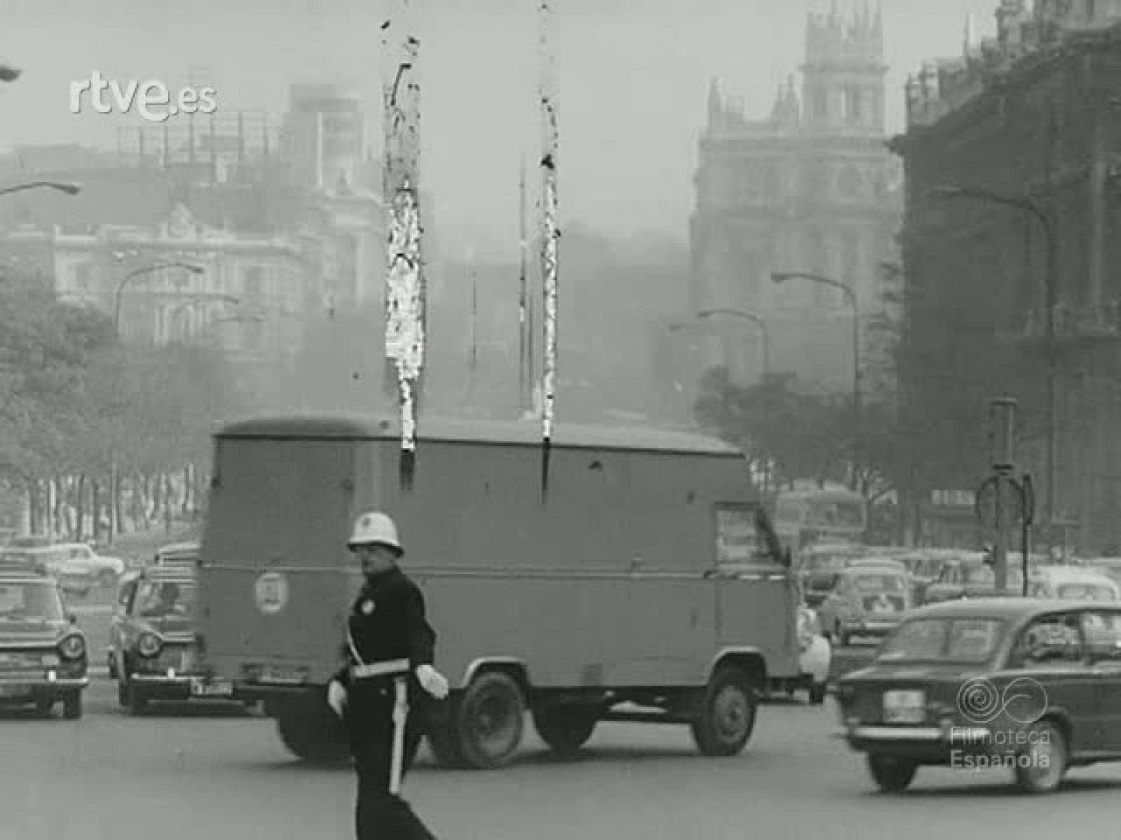 NOT N 1356 B - NO-DO | Ver