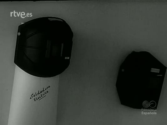 NO-DO - NOT N 1524 A