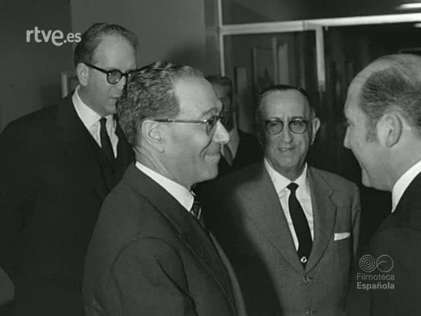 NOT N 1323 B - NO-DO | Ver