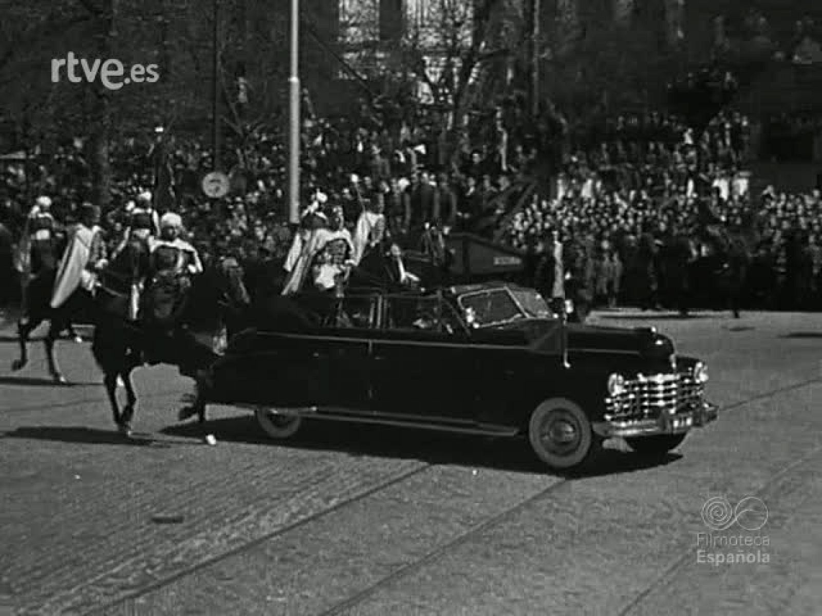 NOT N 379 B - NO-DO | Ver