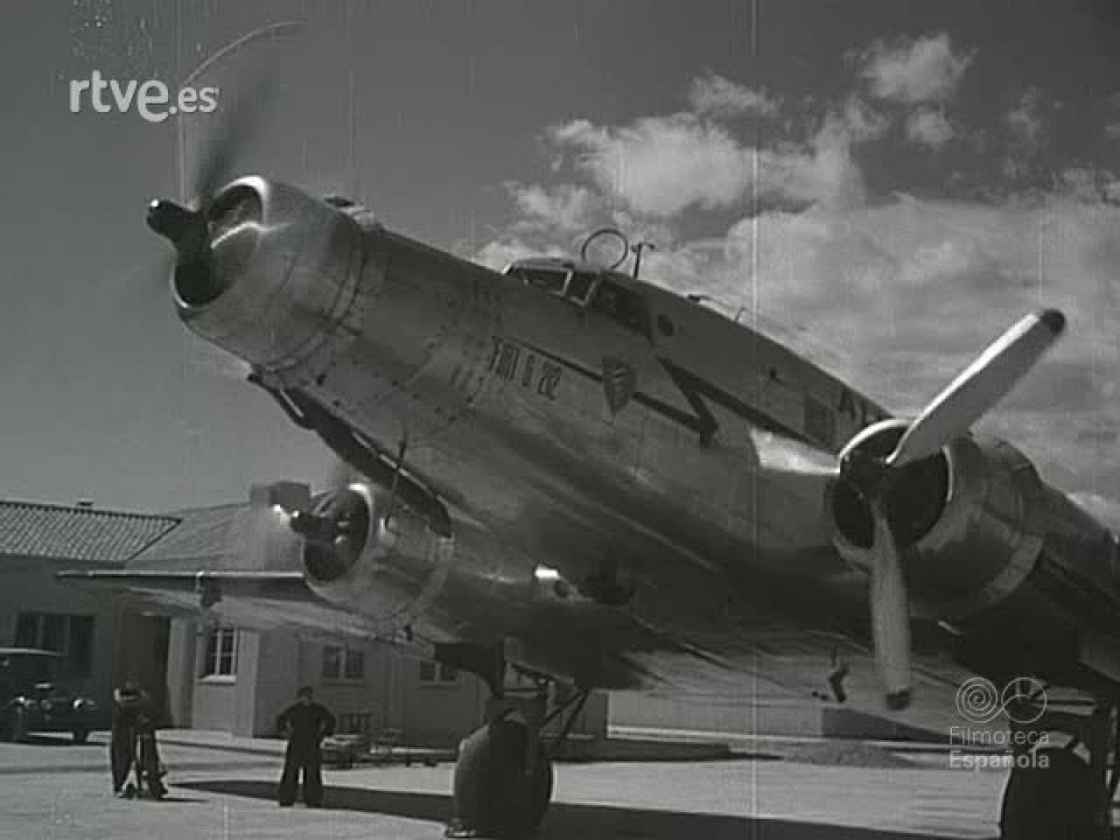 NOT N 383 B - NO-DO | Ver