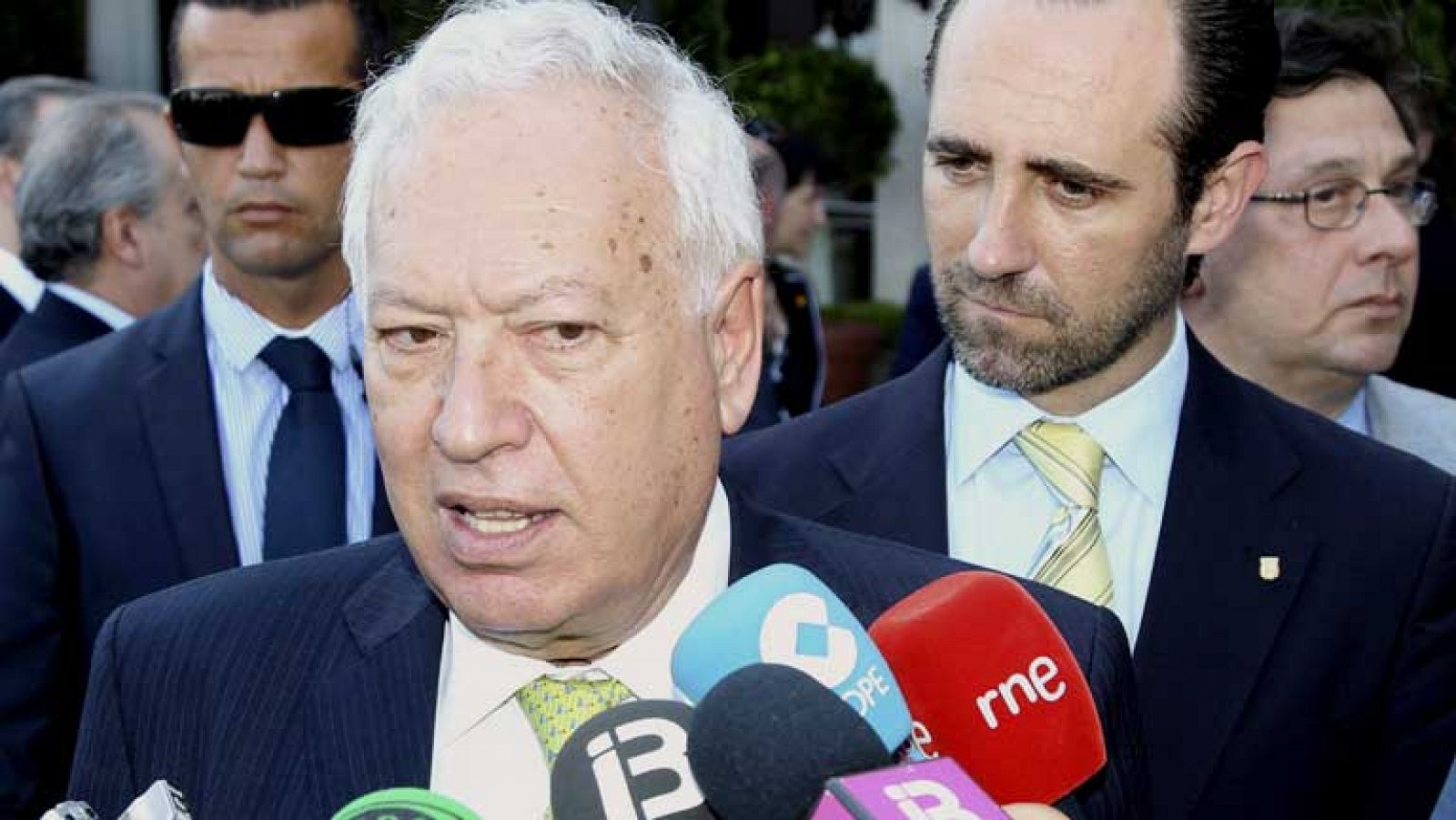 Telediario 1: Margallo critica al BCE | RTVE Play