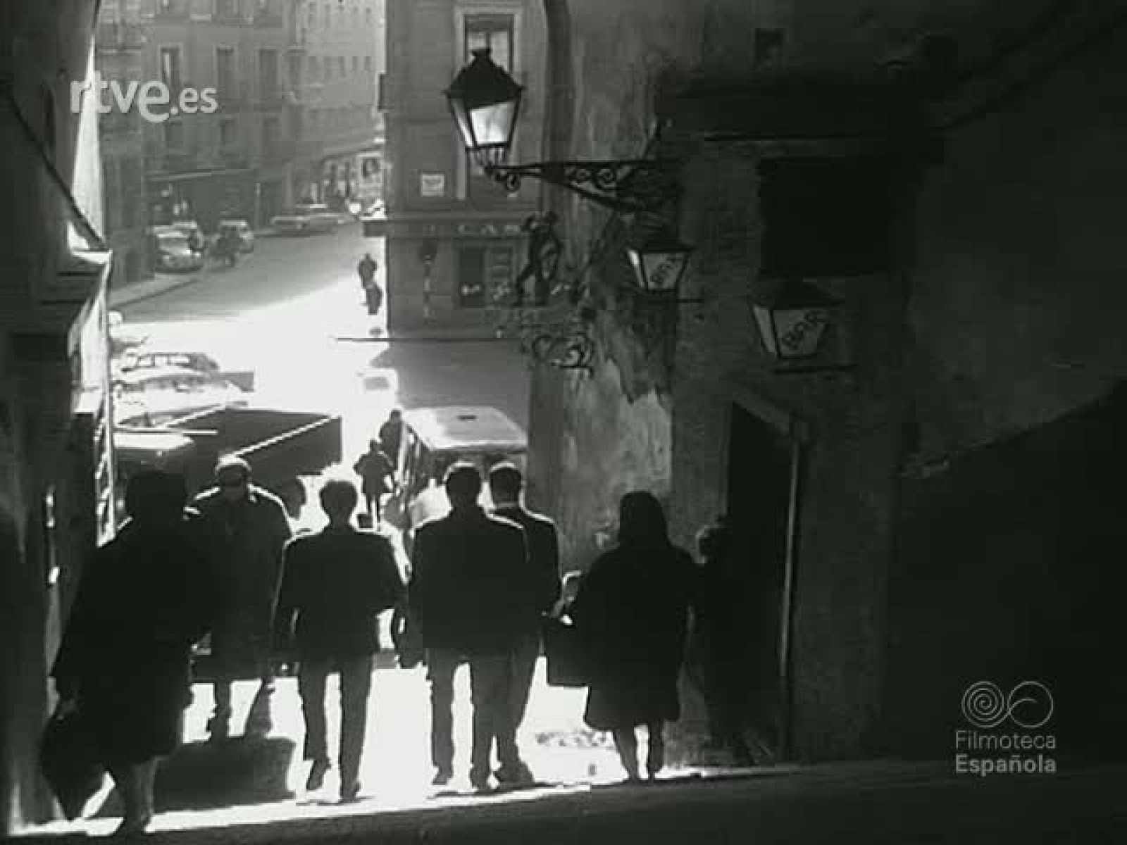 NOT N 1307 B - NO-DO | Ver