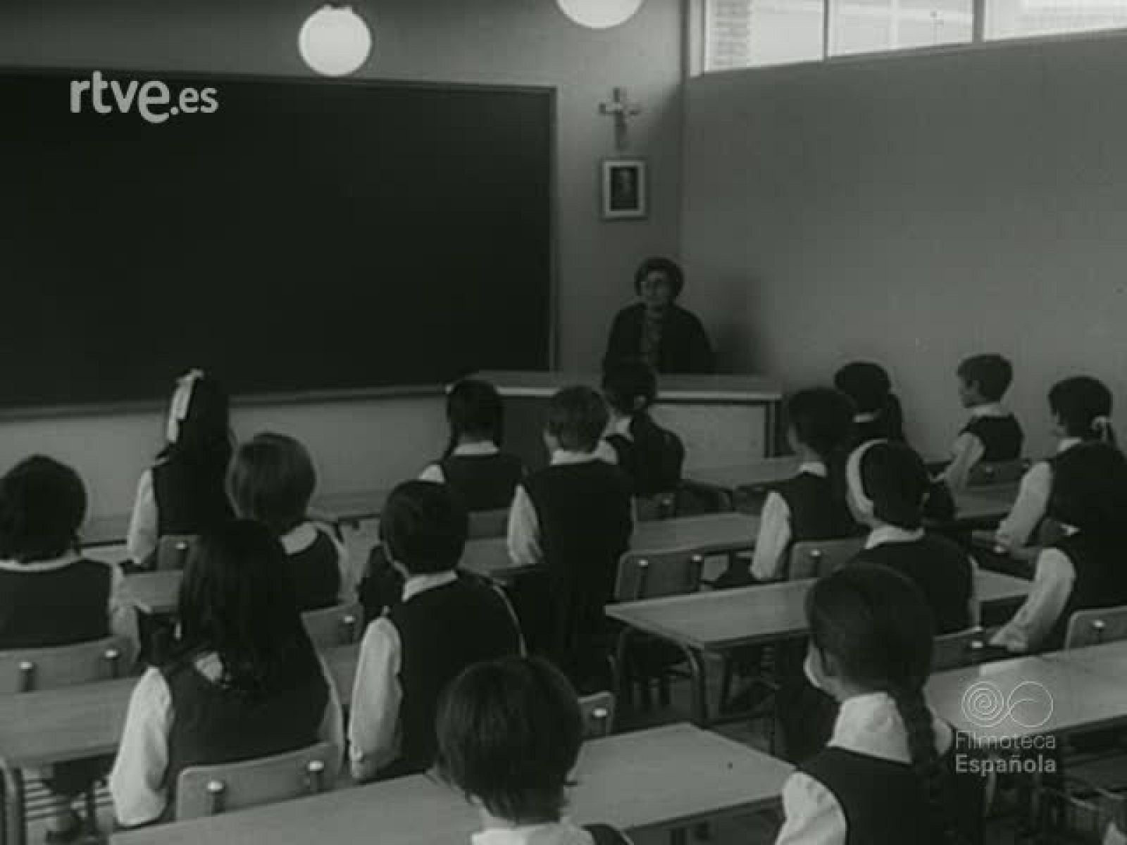 NOT N 1349 B - NO-DO | Ver