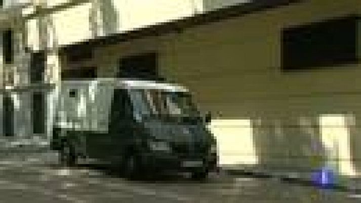  - Libertad para dos de los 'grapos'